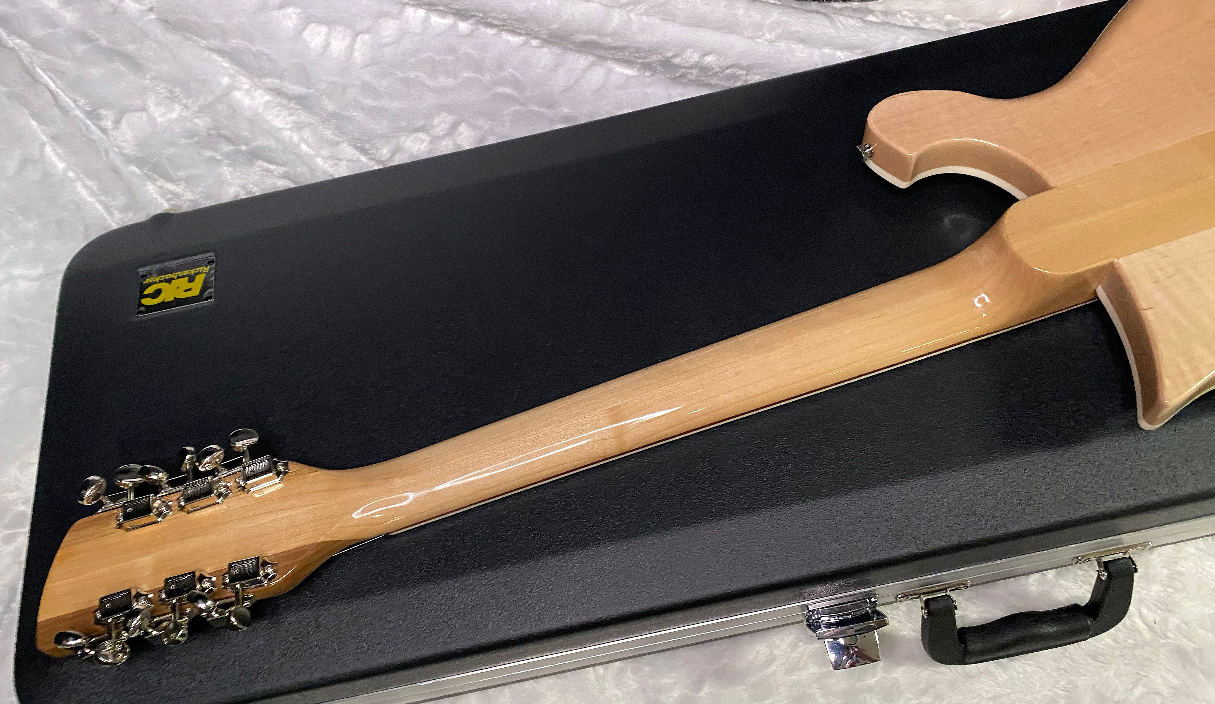 NEW! Rickenbacker 660/12 Maple Glo MG - Only 7.5 lbs - Authorized Dealer - G07399