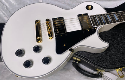 NEW! Gibson Les Paul Custom - Alpine White - Ebony Board - Authorized Dealer - Only 9.5lbs - G06446