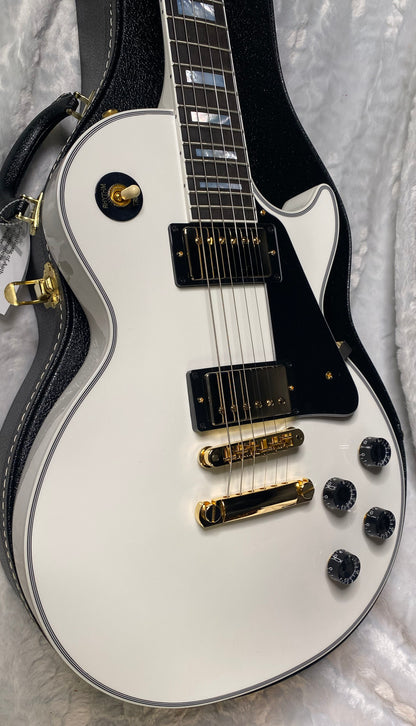 NEW! Gibson Les Paul Custom - Alpine White - Ebony Board - Authorized Dealer - Only 9.5lbs - G06446