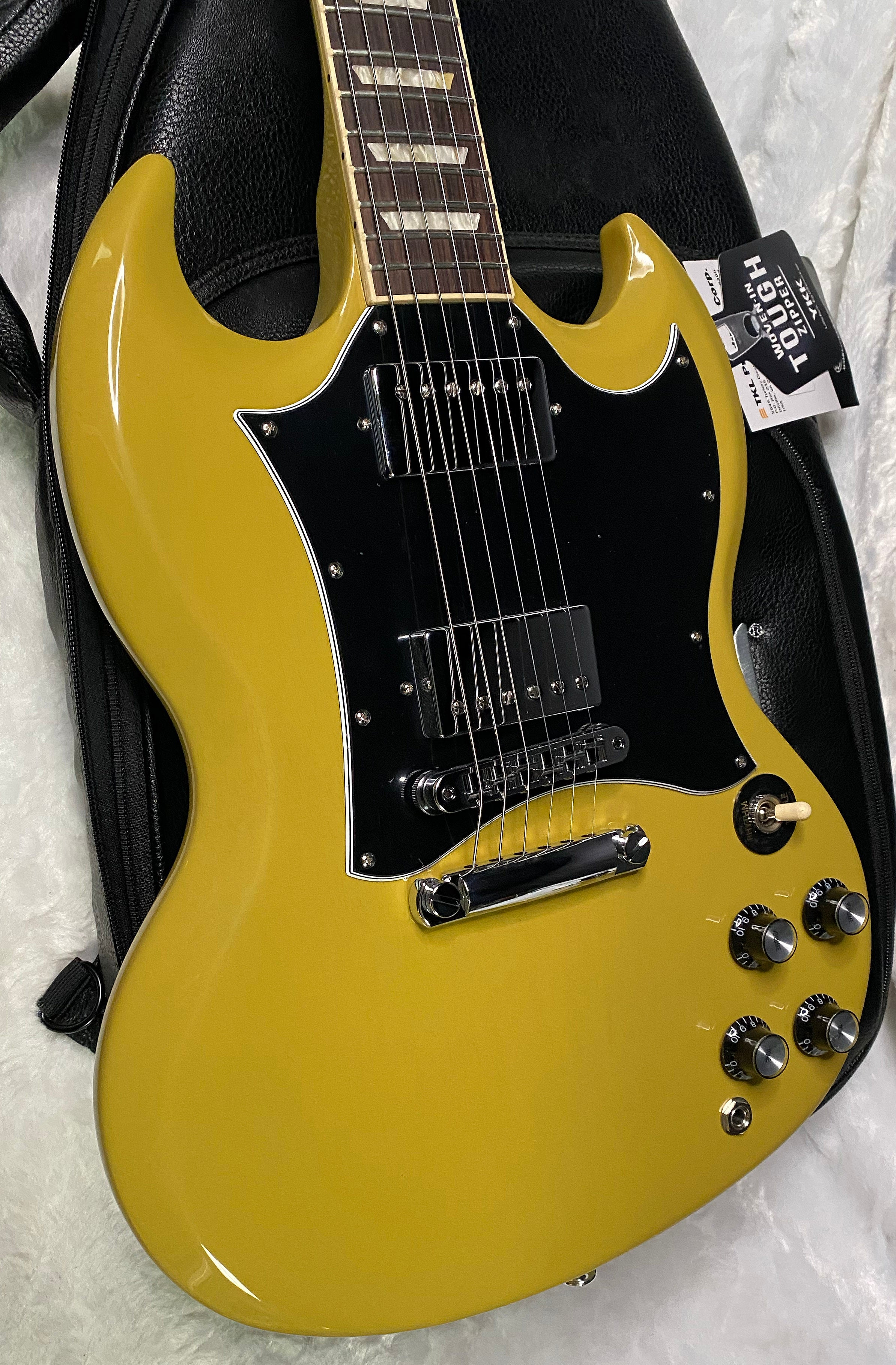 NEW ! Gibson SG Standard TV Yellow Finish - Original Gibson Leather Gig Bag - Authorized Dealer - Only 6.5 lbs - G07324