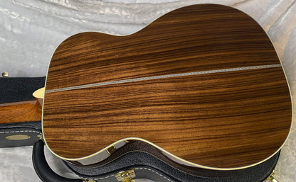 NEW! Martin 00028EC Eric Clapton Signature - Sunburst Finish - Authorized Dealer - 4.1lbs - G06780