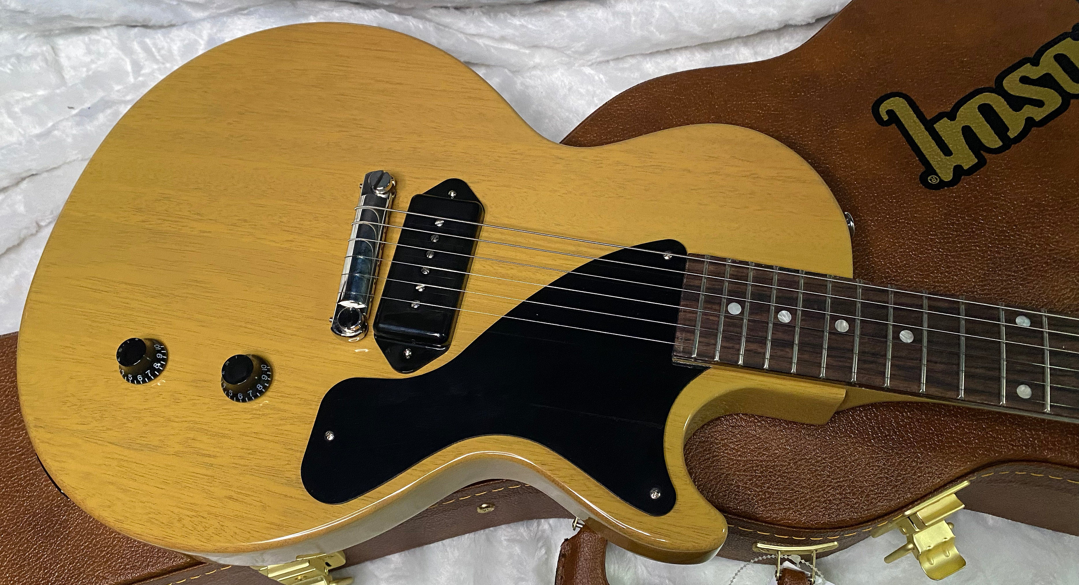 NEW! Gibson Les Paul Junior - TV Yellow - Hardshell Case - Authorized Dealer - 7.9 lbs - G07288