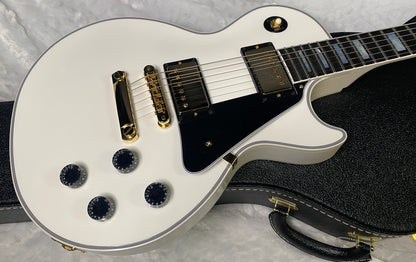 NEW! Gibson Les Paul Custom - Alpine White - Ebony Board - Authorized Dealer - 10.65lbs - G06422