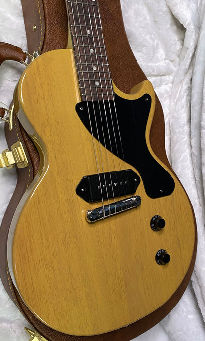 NEW! Gibson Les Paul Junior - TV Yellow - Hardshell Case - Authorized Dealer - 7.9 lbs - G07288