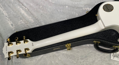 NEW! Gibson Les Paul Custom - Alpine White - Ebony Board - Authorized Dealer - 10.65lbs - G06422
