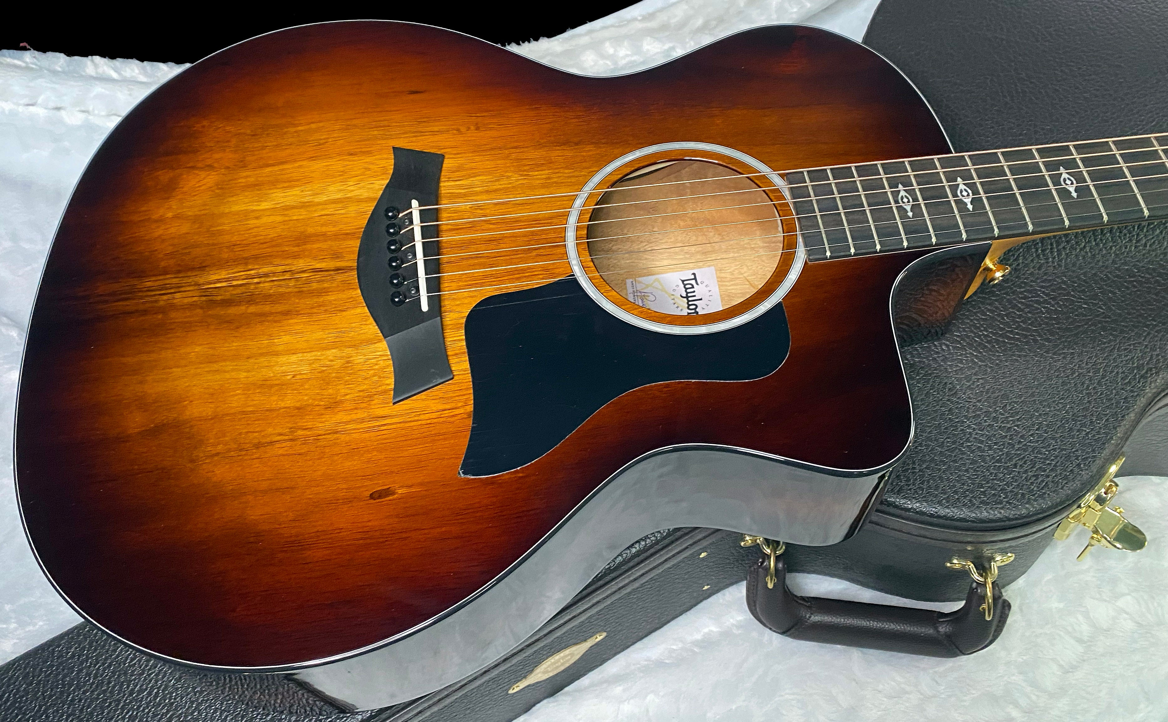 NEW! Taylor 224ce-K DLX Grand Auditorium Acoustic-Electric Guitar - Tobacco - 4.65lbs - Authorized Dealer - G06213