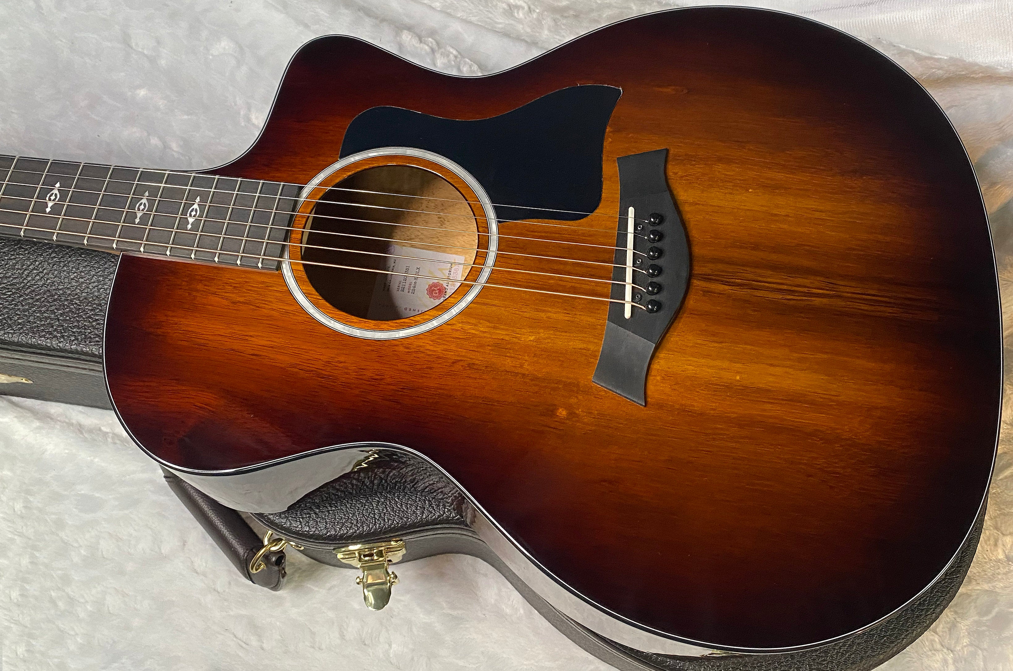 NEW! Taylor 224ce-K DLX Grand Auditorium Acoustic-Electric Guitar - Tobacco - 4.65lbs - Authorized Dealer - G06213