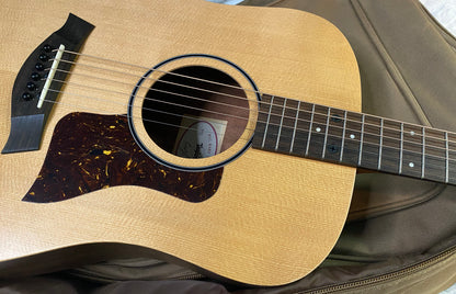 NEW! Taylor Big Baby Taylor BBTe Acoustic-electric Guitar - Natural Sitka Spruce - 4lbs - Authorized Dealer - G06258