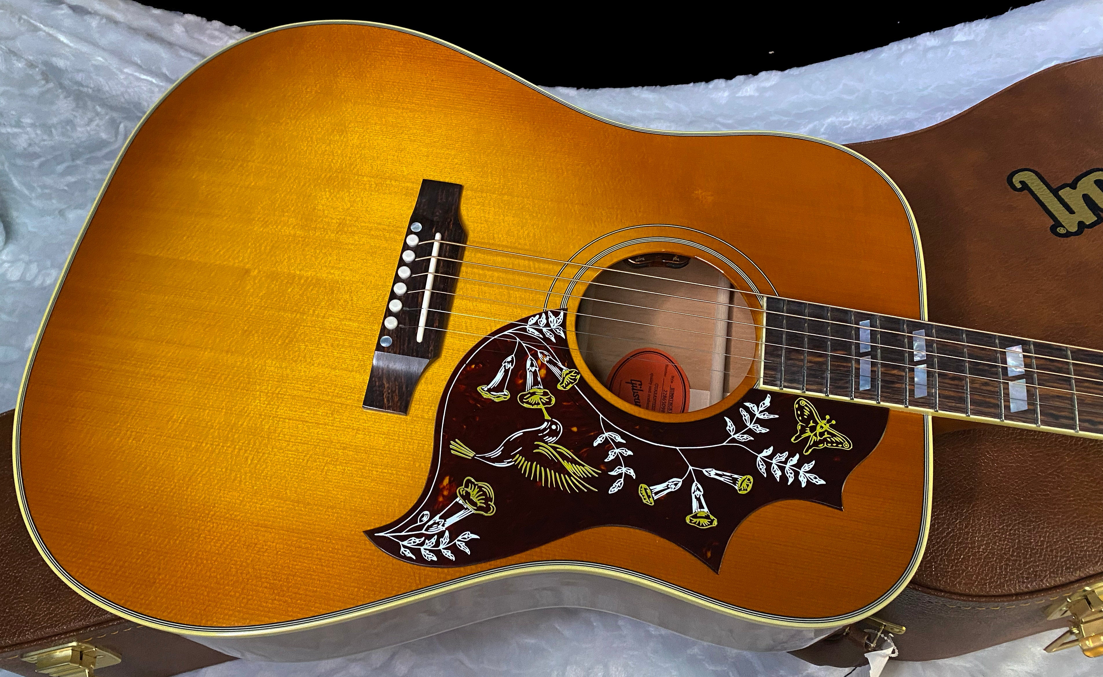 NEW! Gibson Hummingbird Original Heritage Cherry Sunburst 4.4 lbs - Authorized Dealer! G05942