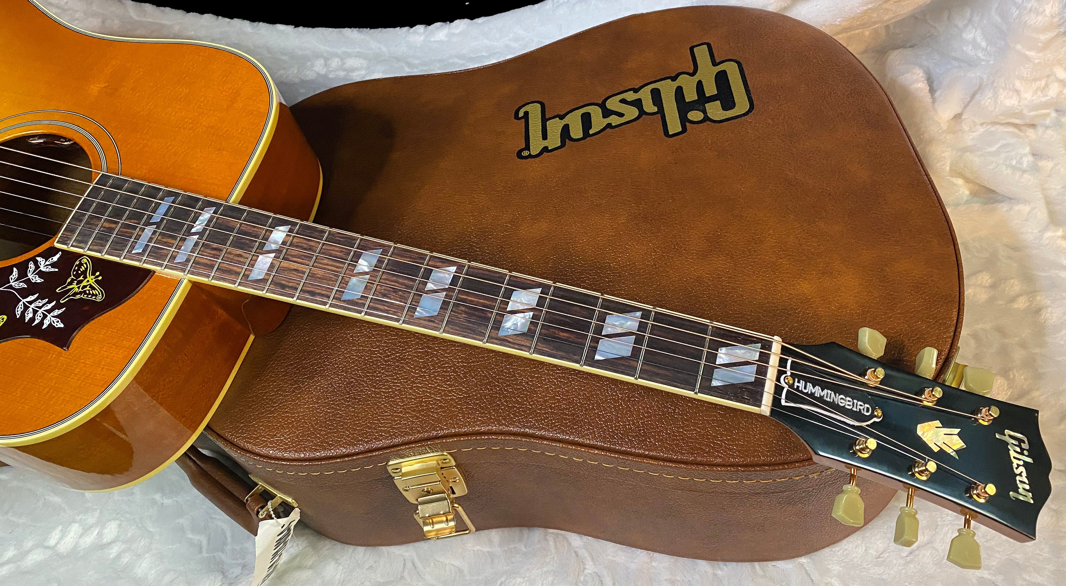 NEW! Gibson Hummingbird Original Heritage Cherry Sunburst 4.4 lbs - Authorized Dealer! G05942