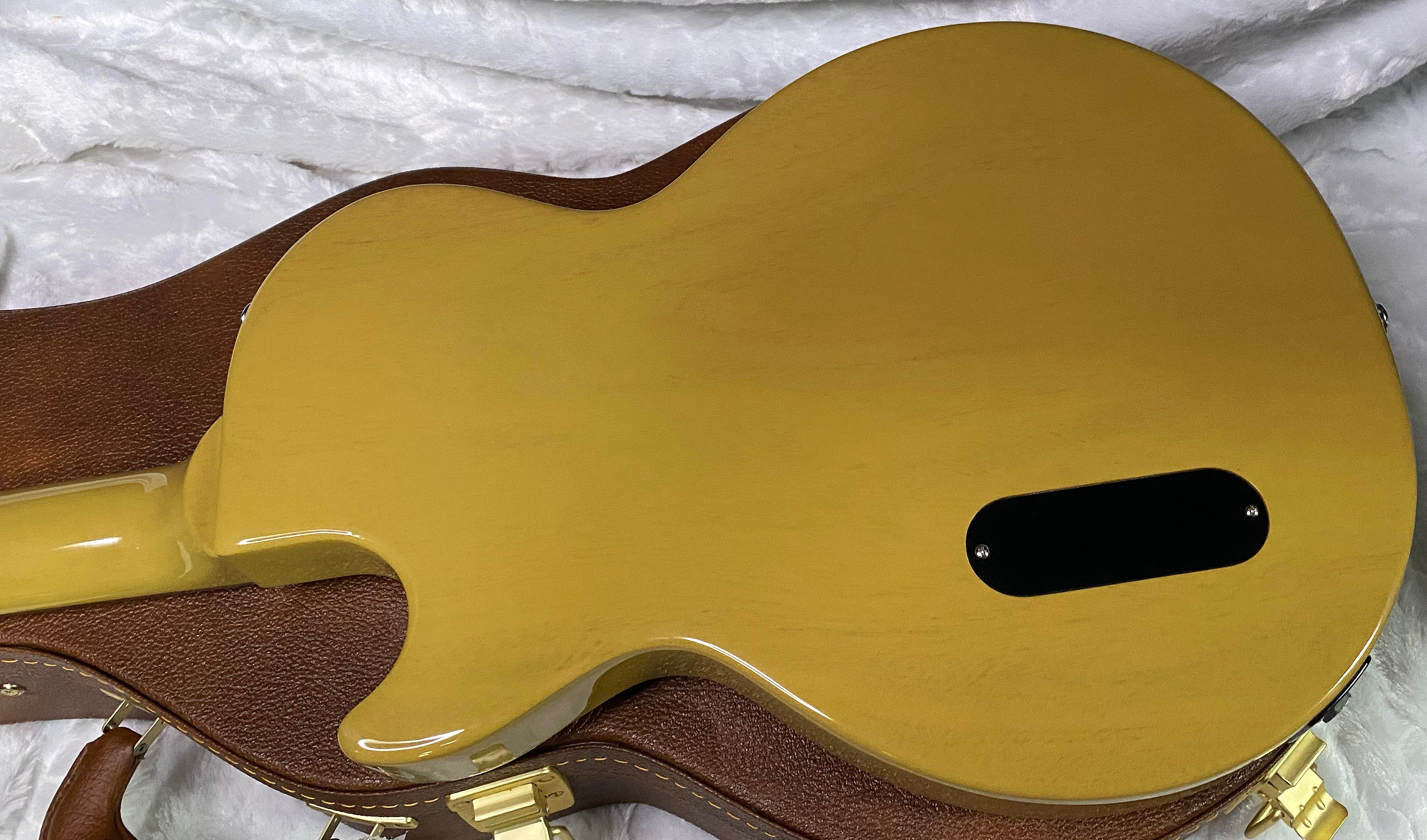 NEW! Gibson Les Paul Junior - TV Yellow - Hardshell Case - Authorized Dealer - 7.8 lbs - G07296