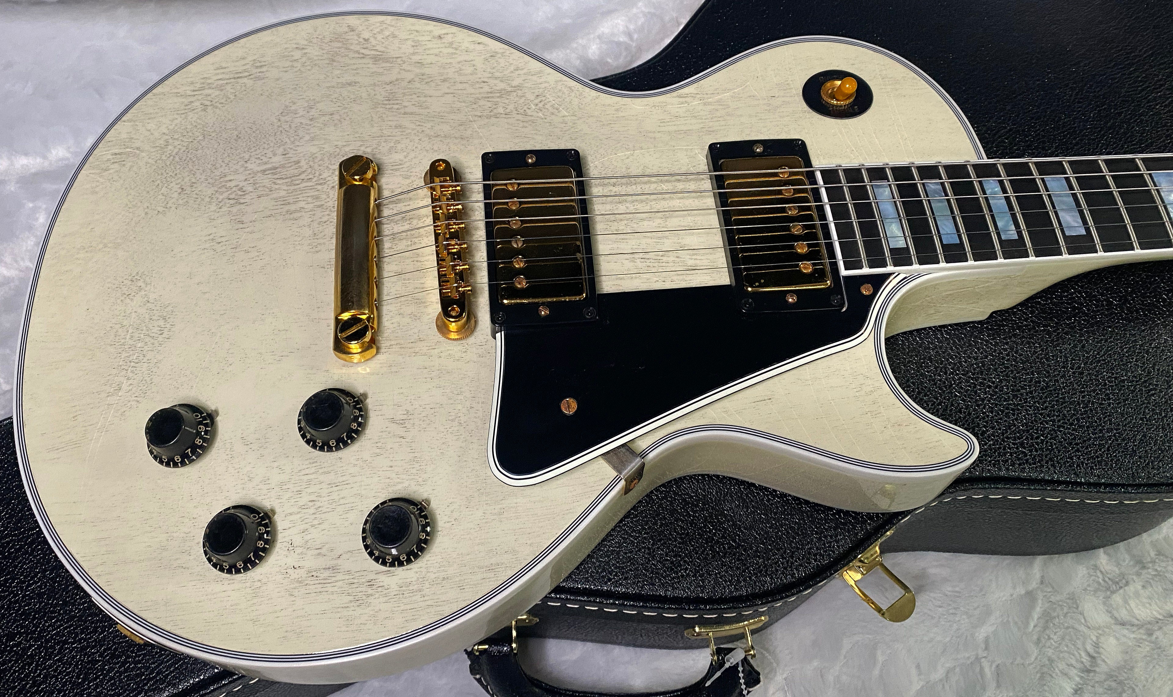NEW! Gibson Les Paul Custom 1957 Reissue Murphy Lab Ultra Light Aged - Custom Ordered in TV White - Custom Shop - 9.4 lbs - Authorized Dealer - G06785