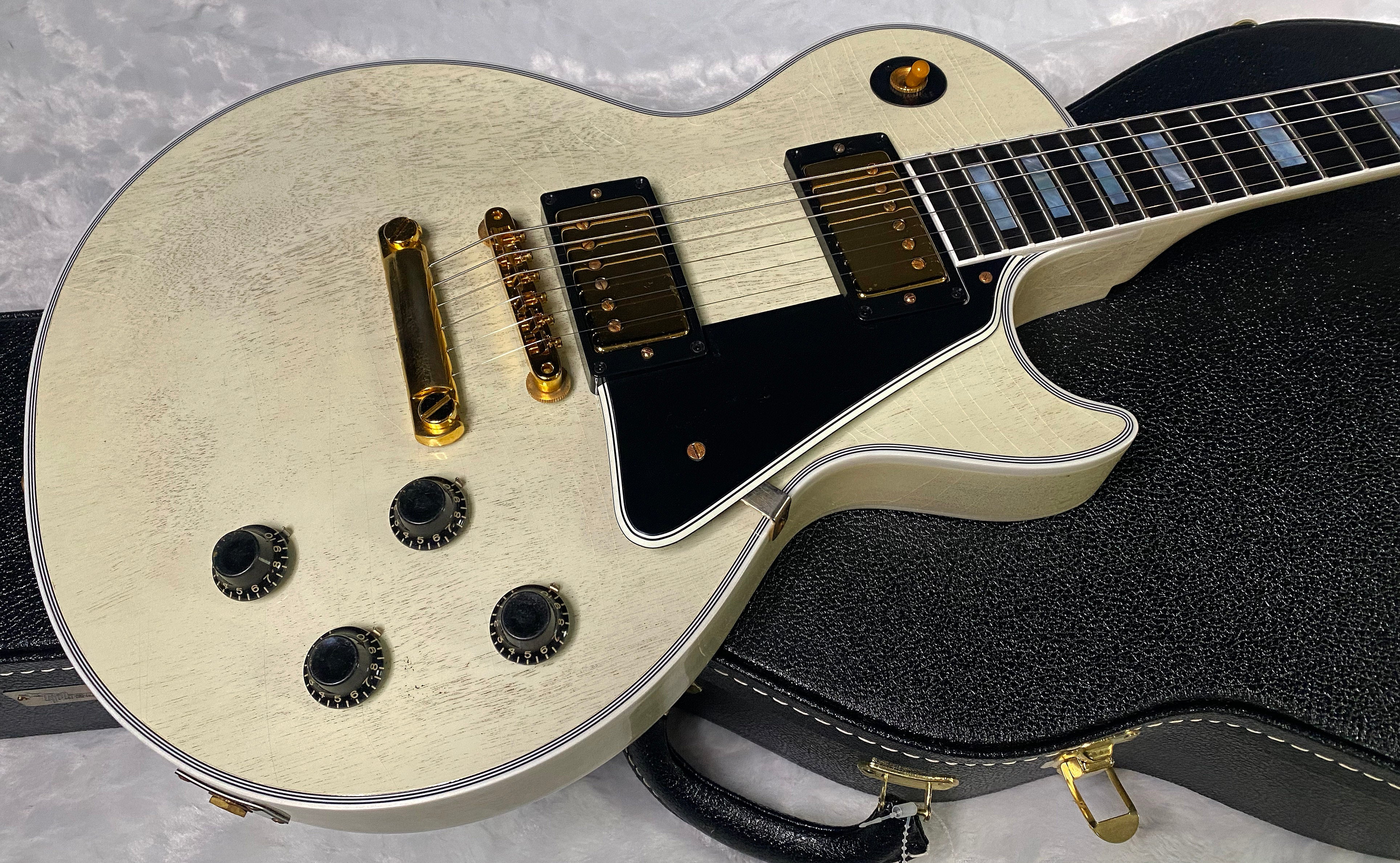 NEW! Gibson Les Paul Custom 1957 Reissue Murphy Lab Ultra Light Aged - Custom Ordered in TV White - Custom Shop - 9.4 lbs - Authorized Dealer - G06785