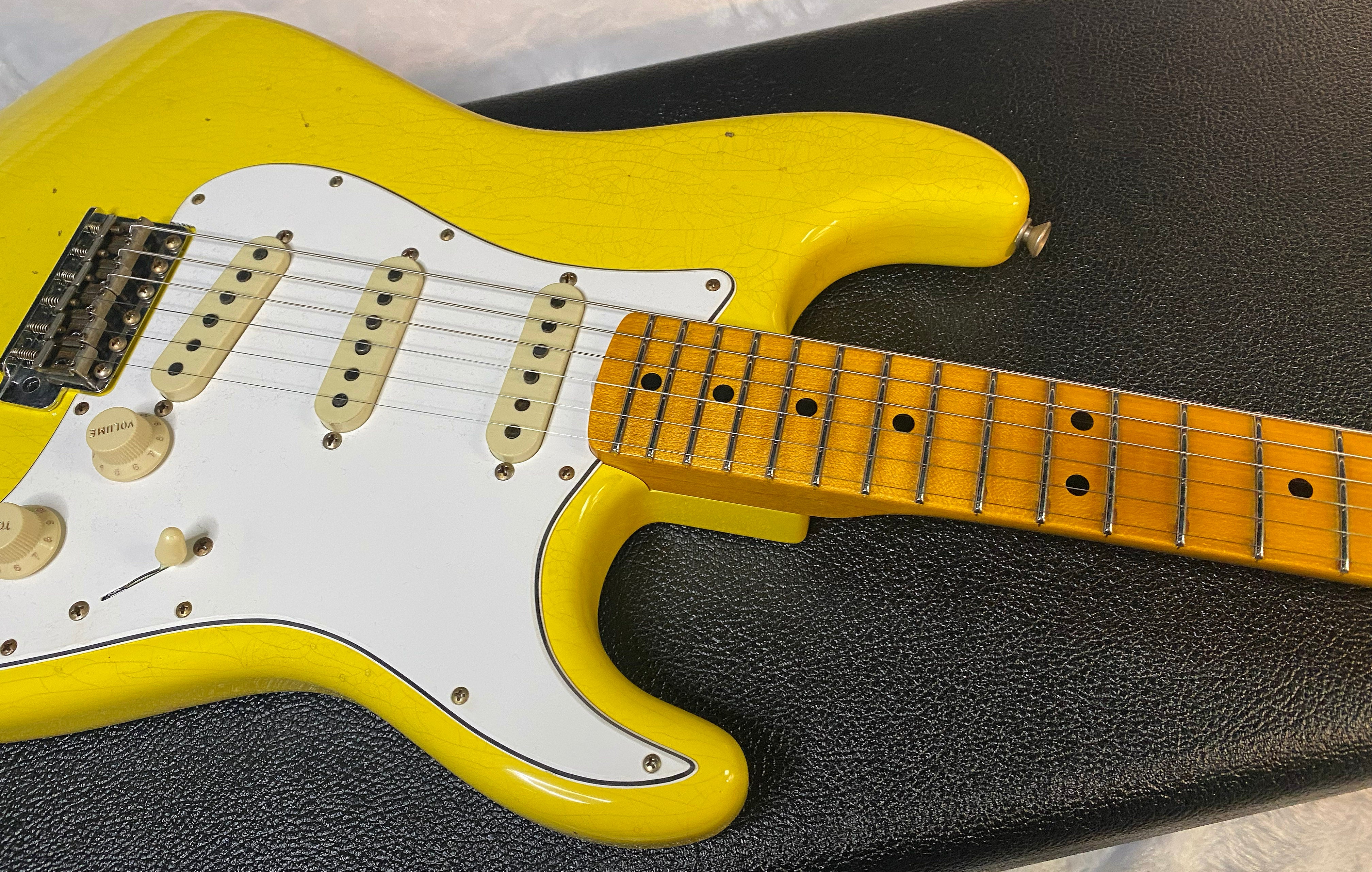 NEW! Fender Custom Shop Special Run '69 Stratocaster Journeyman Relic - Handwound P/U's - Aged Graffiti Yellow - Reverse Headstock - 7.7lbs - Authorized Dealer - One OFF! SUPRE RARE! G06783