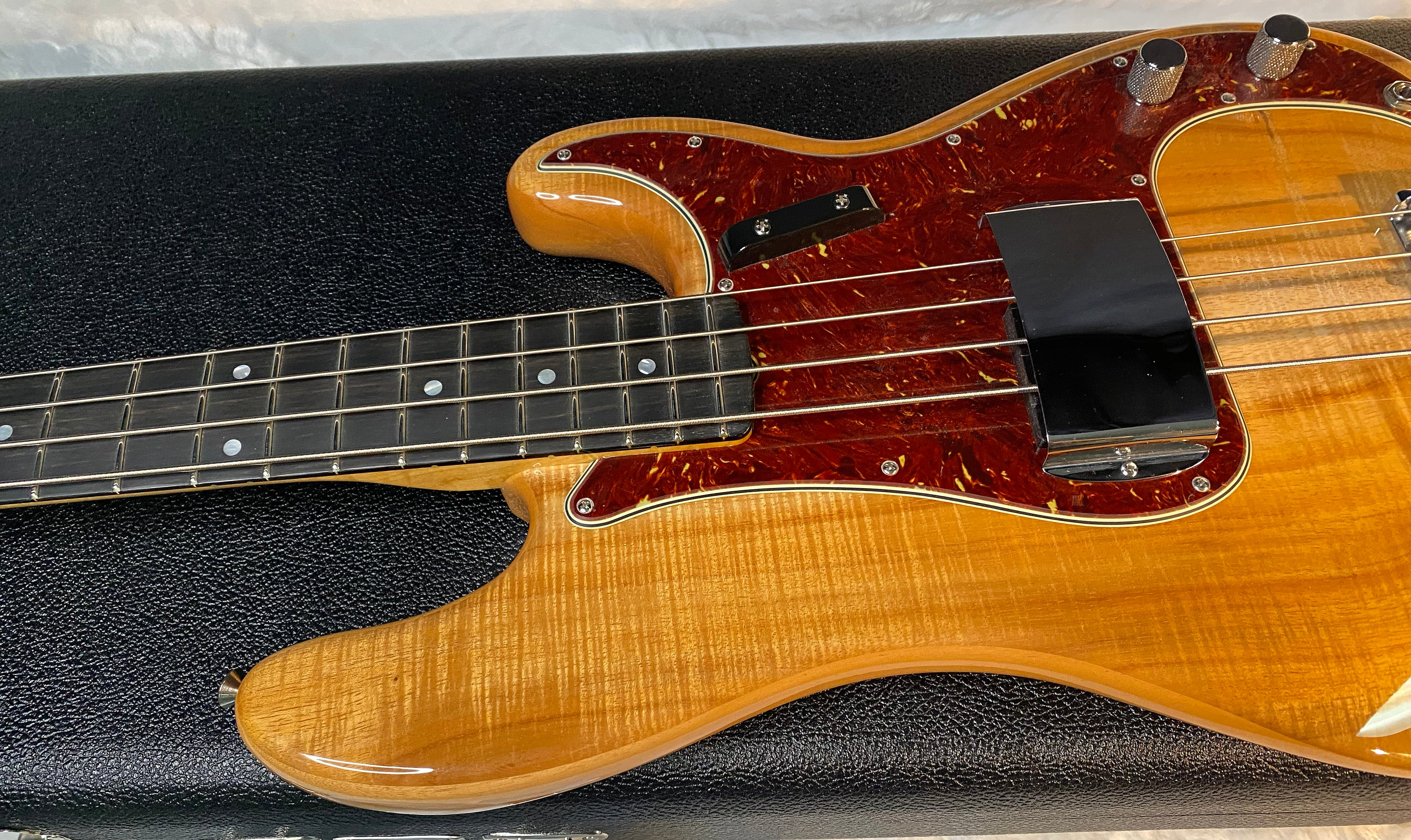 NEW! Fender Artisan Koa Precision Bass NOS - Ebony Fingerboard Natural Koa Finish - Absolutely Beautiful - Flamed Maple Neck - Authorized Dealer - 9.65lbs - G06782