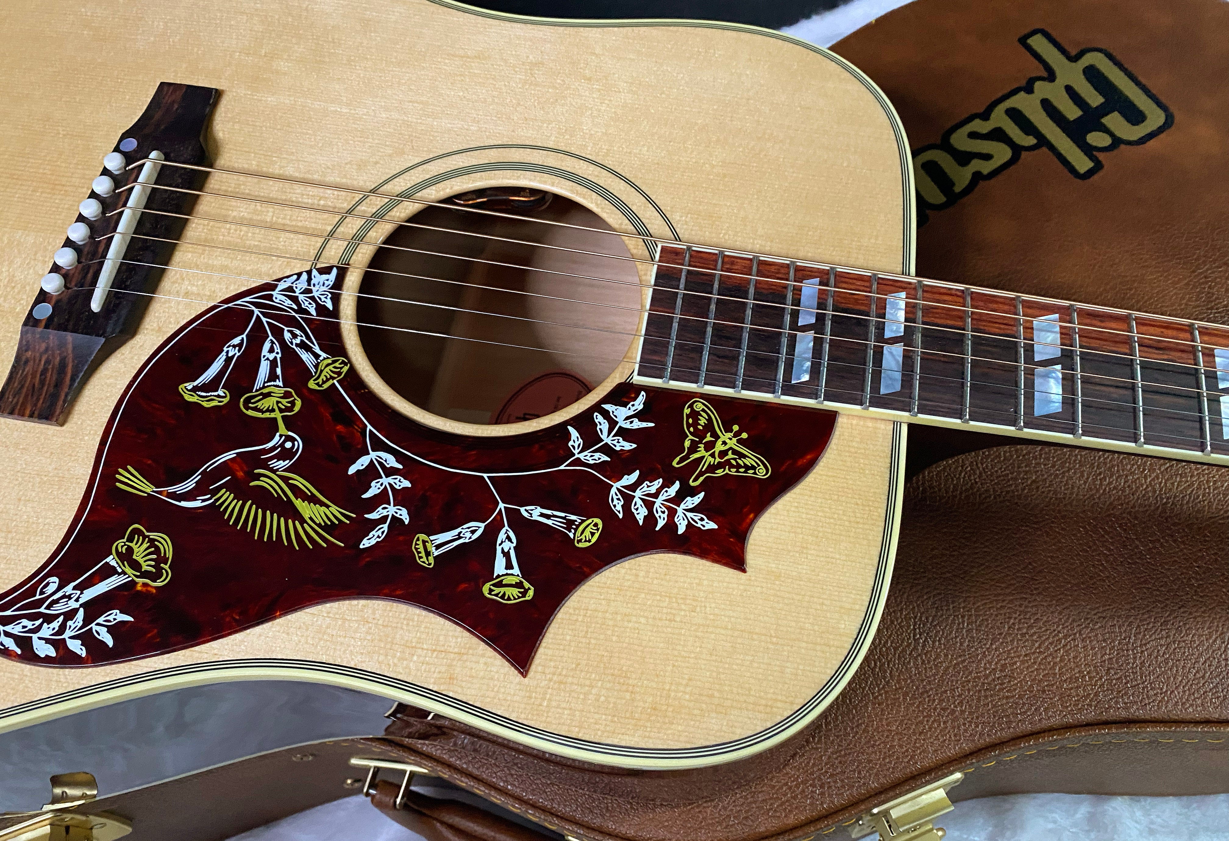 NEW ! Gibson Hummingbird Original - Antique Natural - Stunning