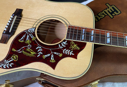 NEW ! Gibson Hummingbird Original - Antique Natural - Stunning Figured Spruce Top - WOW - 4.3 lbs - Acoustic Electric - Authorized Dealer - G07425