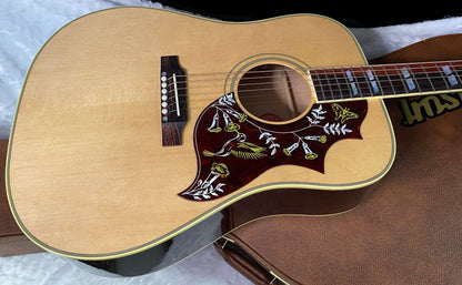 NEW ! Gibson Hummingbird Original - Antique Natural - Stunning Figured Spruce Top - WOW - 4.3 lbs - Acoustic Electric - Authorized Dealer - G07425