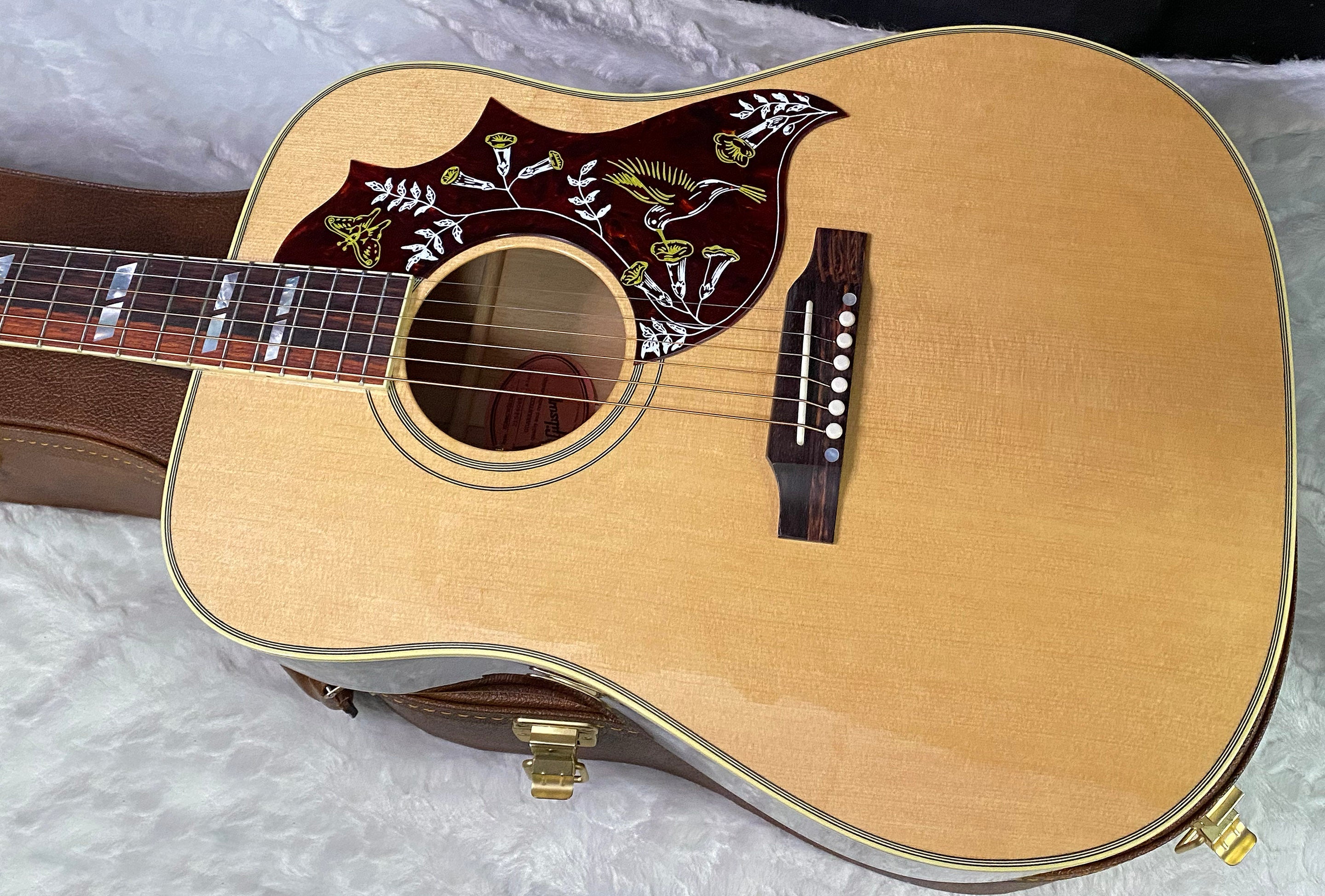 NEW ! Gibson Hummingbird Original - Antique Natural - Stunning
