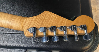 NEW ! Jackson Custom Shop Dinky HSH - Roasted Maple Neck & Fretboard - DK - Olympic White - Authorized Dealer - 8.1 lbs - G06789