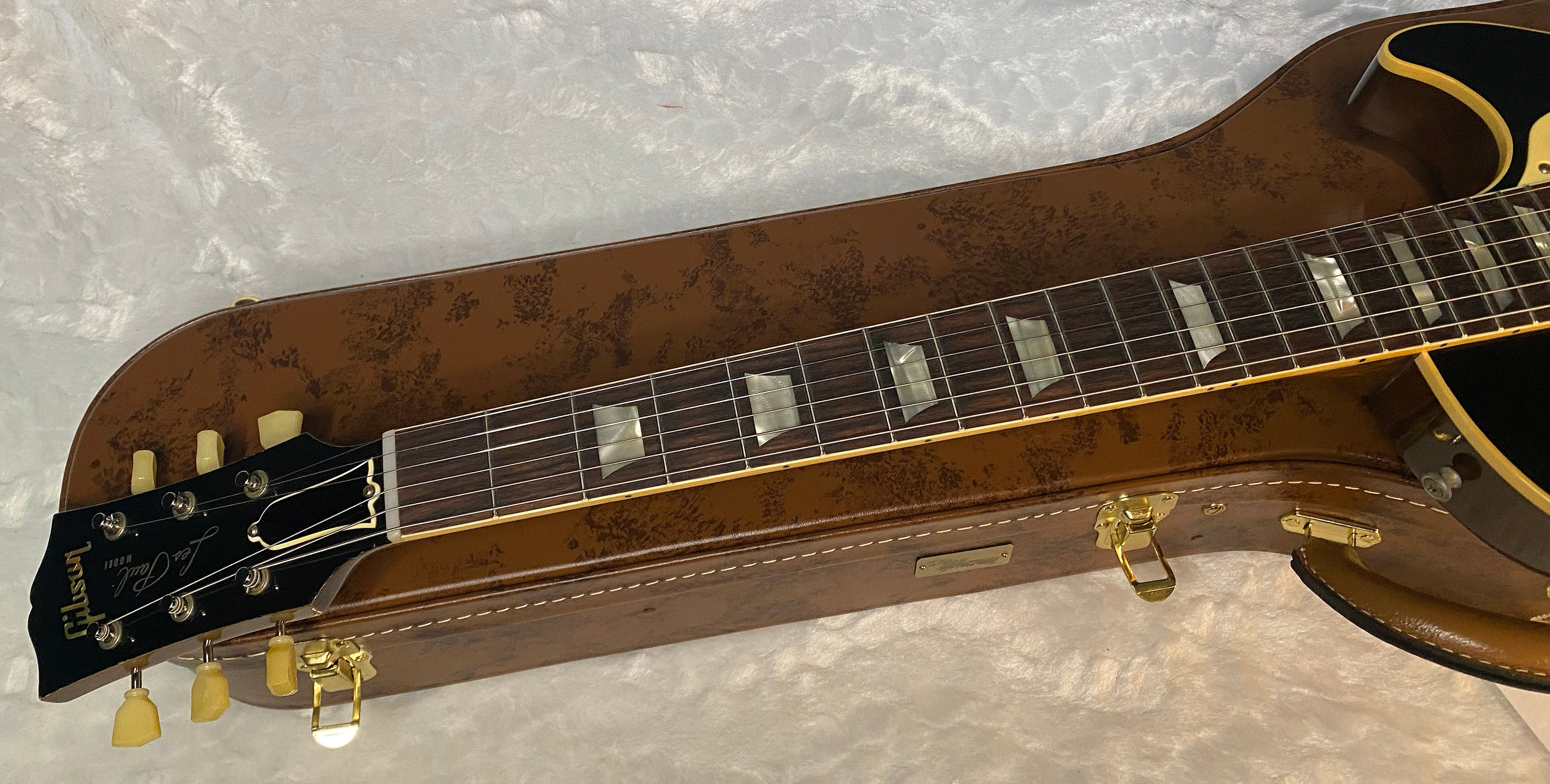 NEW ! Gibson Custom Dealer Select 1956 Les Paul Standard - Ebony, Murphy Lab Light Aged - Authorized Dealer - G05325