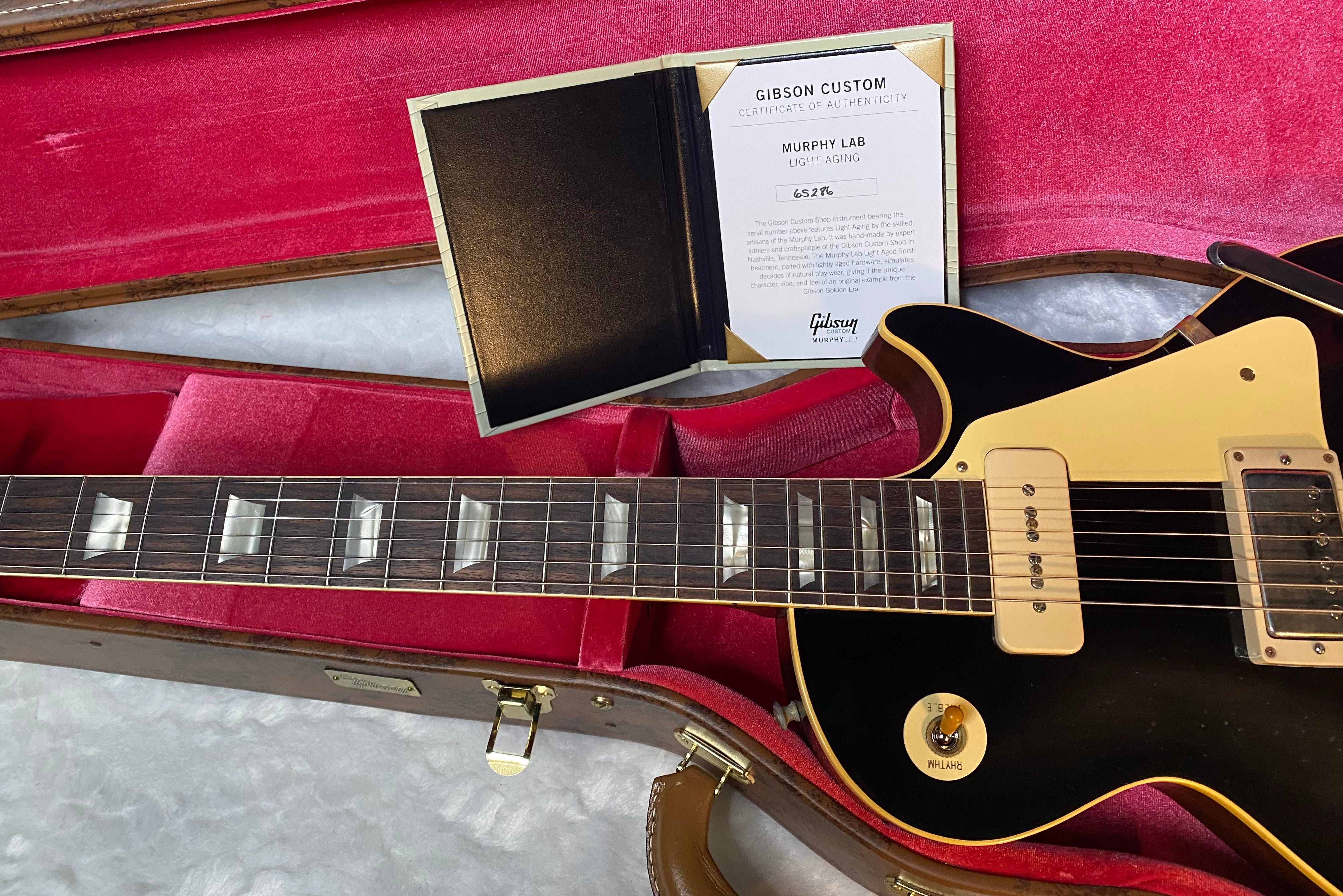 NEW ! Gibson Custom Dealer Select 1956 Les Paul Standard - Ebony, Murphy Lab Light Aged - Authorized Dealer - G05325