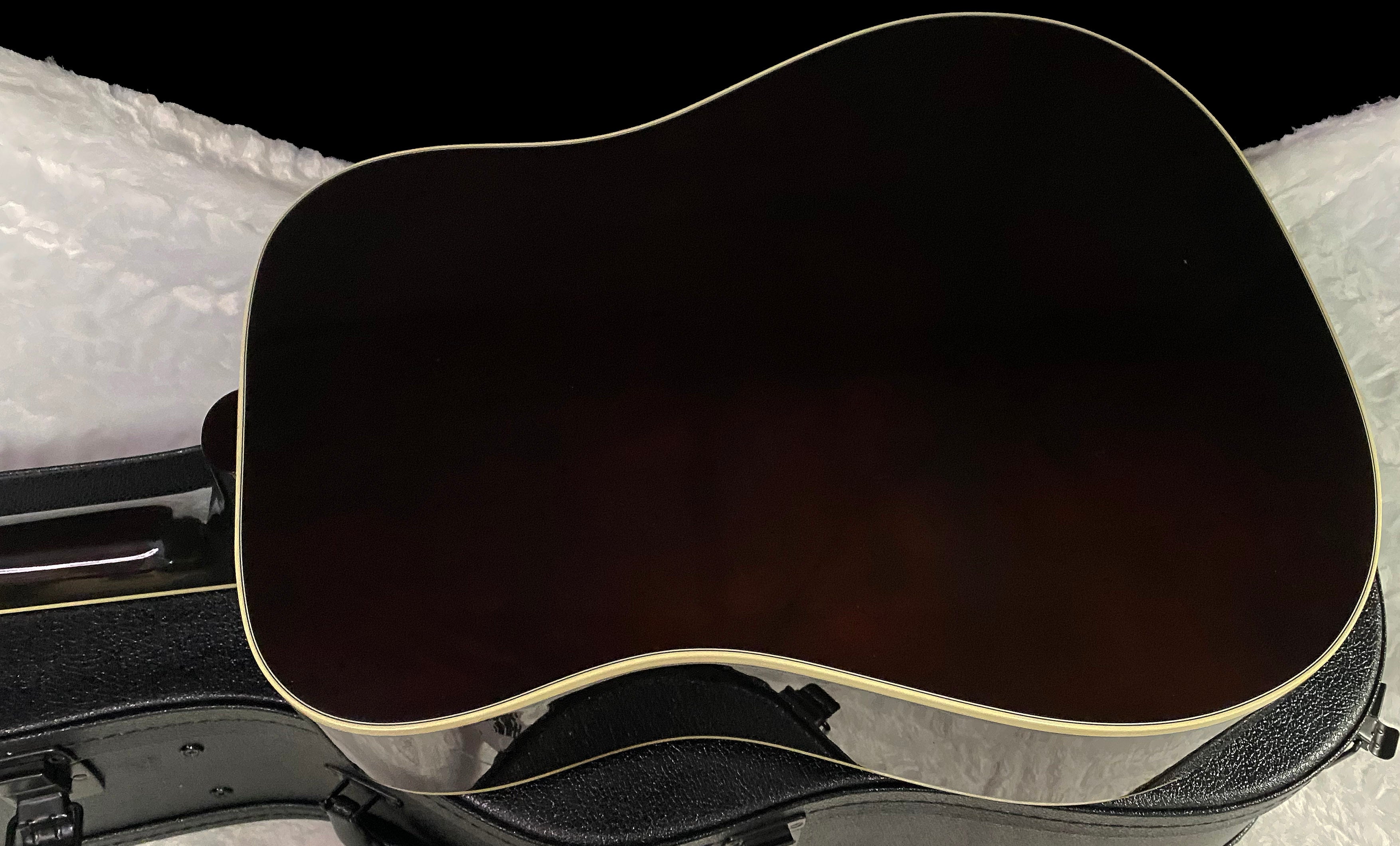 NEW ! Gibson Hummingbird Standard - Vintage Sunburst - Acoustic Electric - Authorized Dealer - 4.75lbs - G07416
