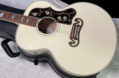 NEW Gibson SJ-200 Standard - Classic White - Authorized Dealer - 5.4 lbs - G07421