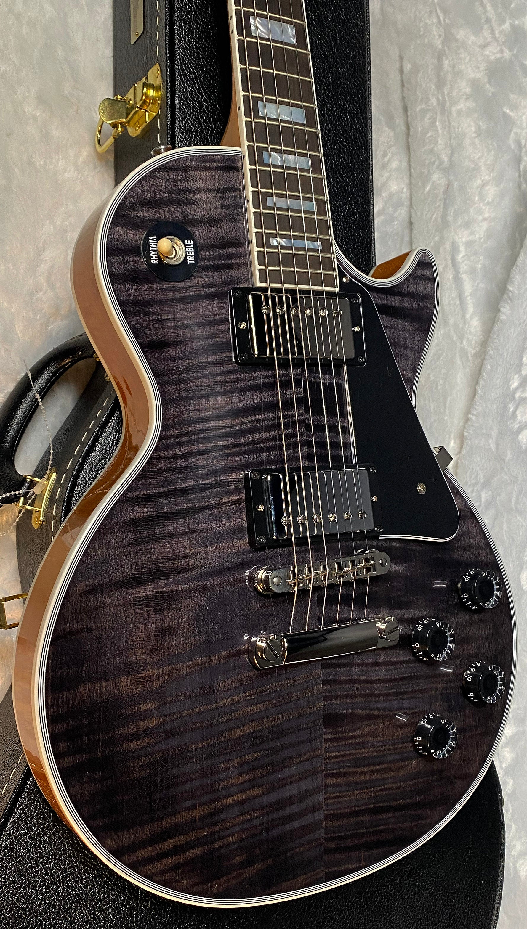 NEW! Gibson Dealer Select Custom Shop Les Paul Custom AAA Figured Flame Top - Transparent Black / Natural Back - Authorized Dealer - WOW! WOW! WOW! 8.9 lbs - G05989