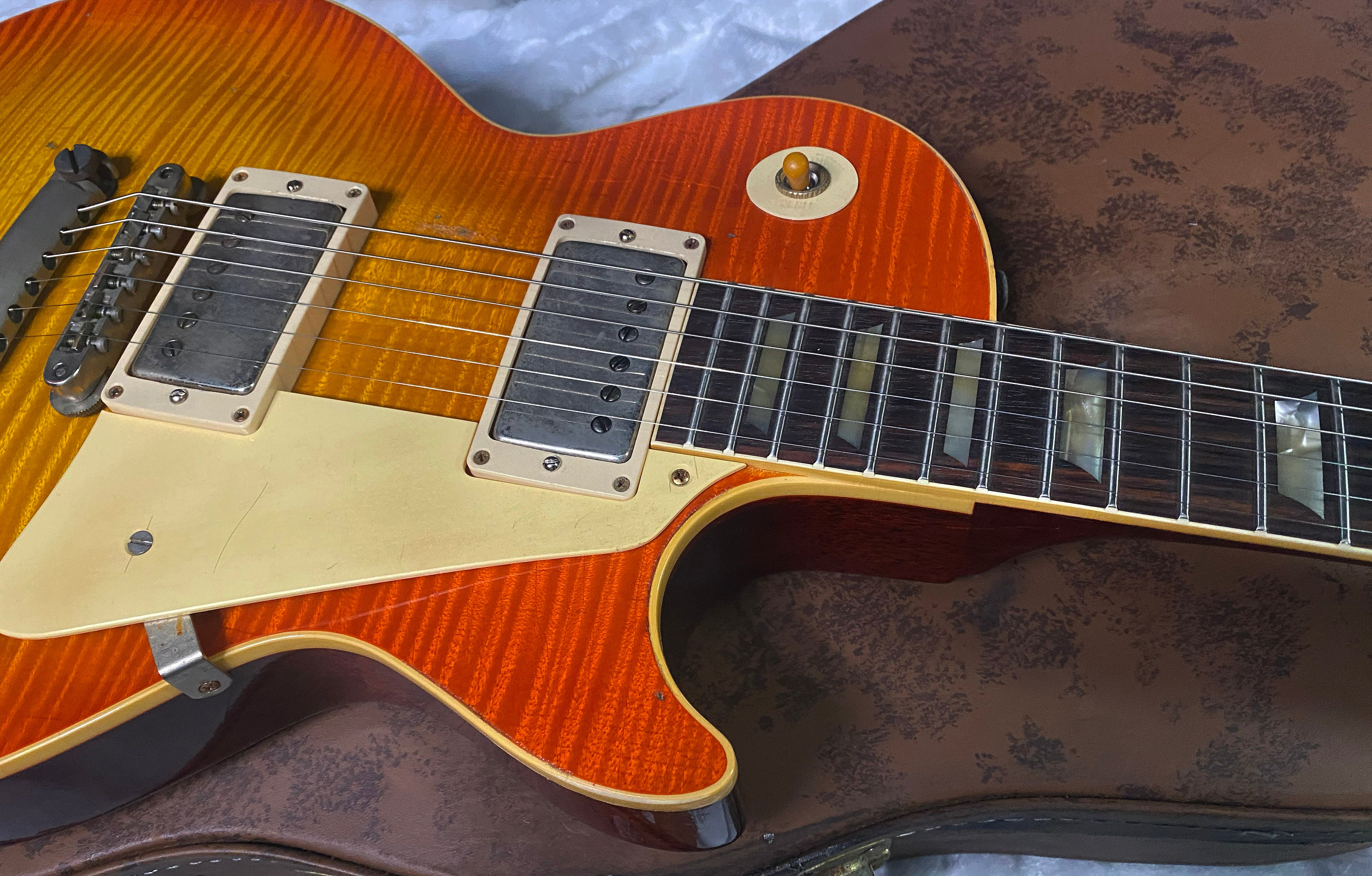 NEW! Gibson Custom 1960 Les Paul Standard Reissue - Tangerine Burst, Murphy Lab Heavy Aged - Only 8.1 lbs - Super Tight Monster Flame Top - Authorized Dealer - G07435