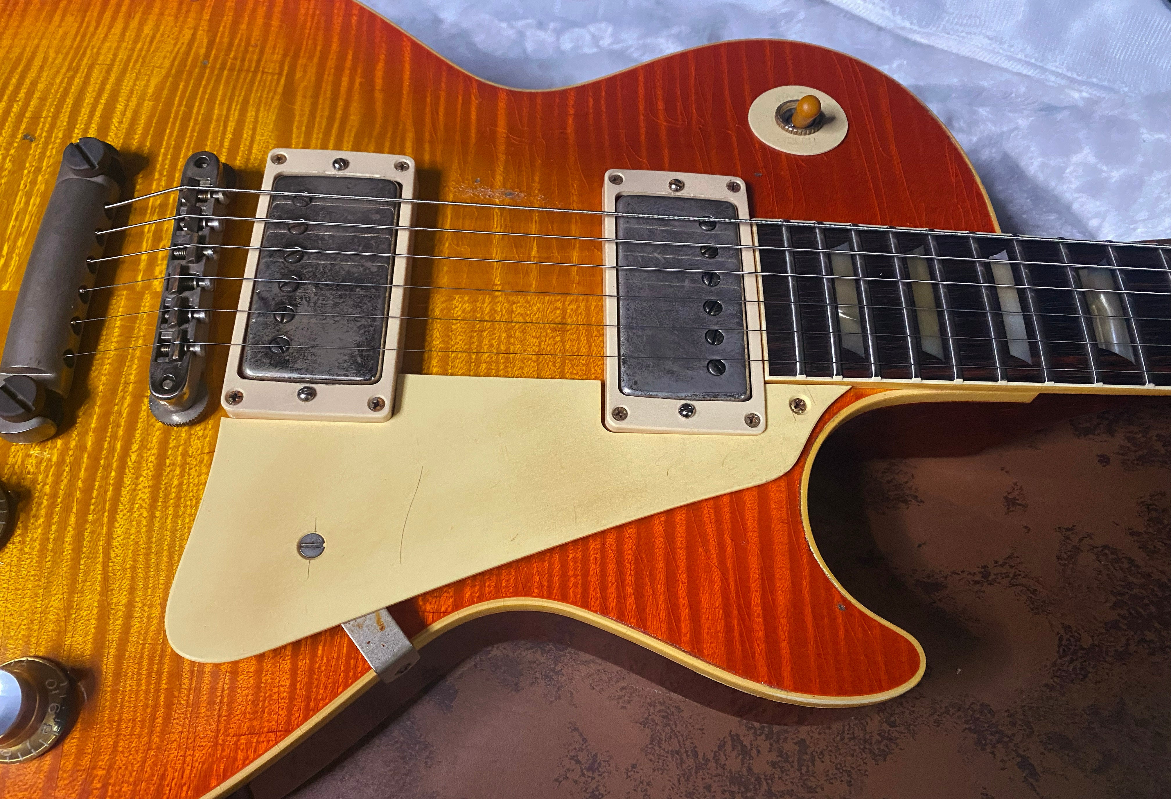 NEW! Gibson Custom 1960 Les Paul Standard Reissue - Tangerine Burst, Murphy Lab Heavy Aged - Only 8.1 lbs - Super Tight Monster Flame Top - Authorized Dealer - G07435