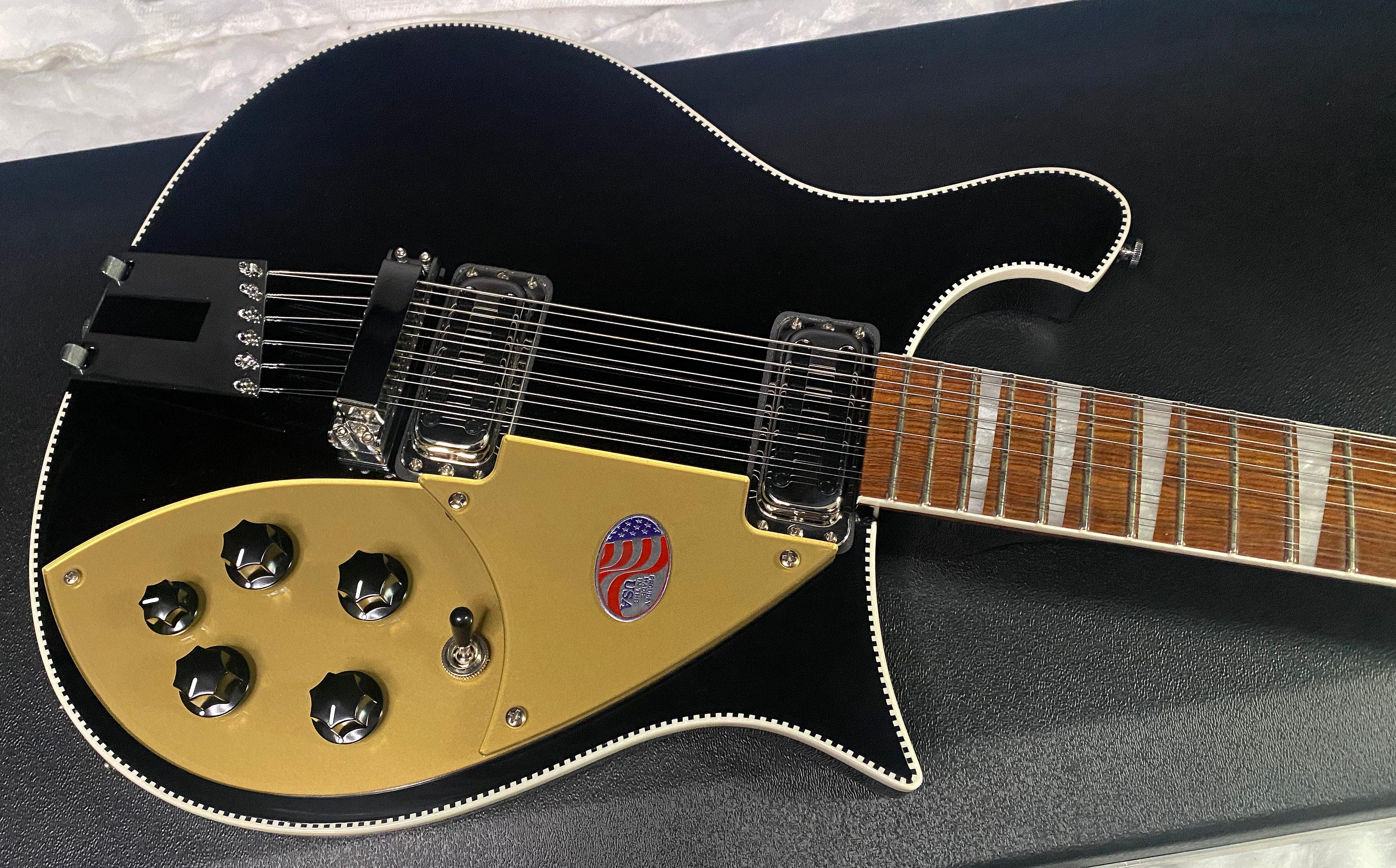 NEW! Rickenbacker 660/12 Jet Glo JG - 7.95lbs - 12-String - Authorized Dealer - G07442
