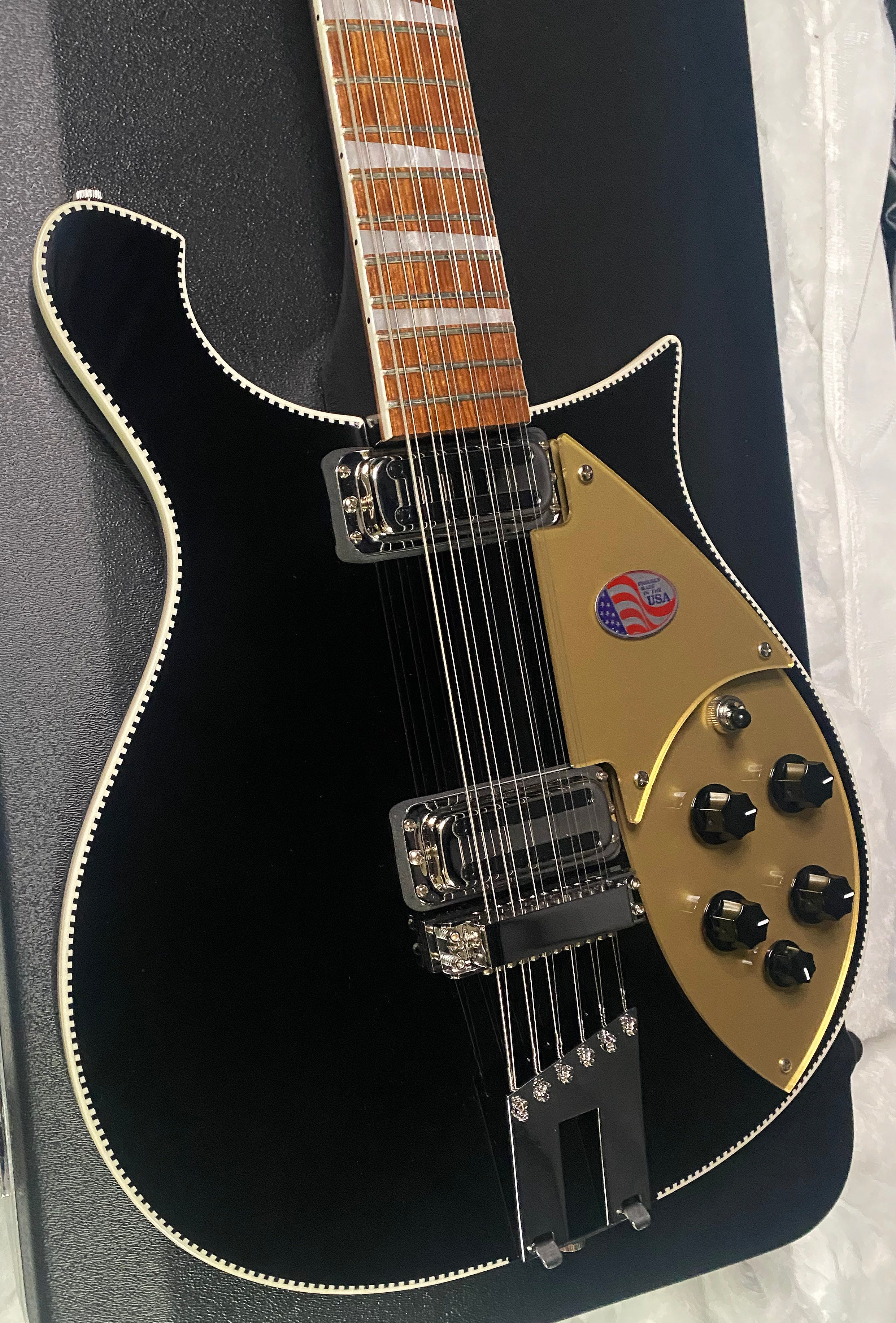 NEW! Rickenbacker 660/12 Jet Glo JG - 7.95lbs - 12-String - Authorized Dealer - G07442