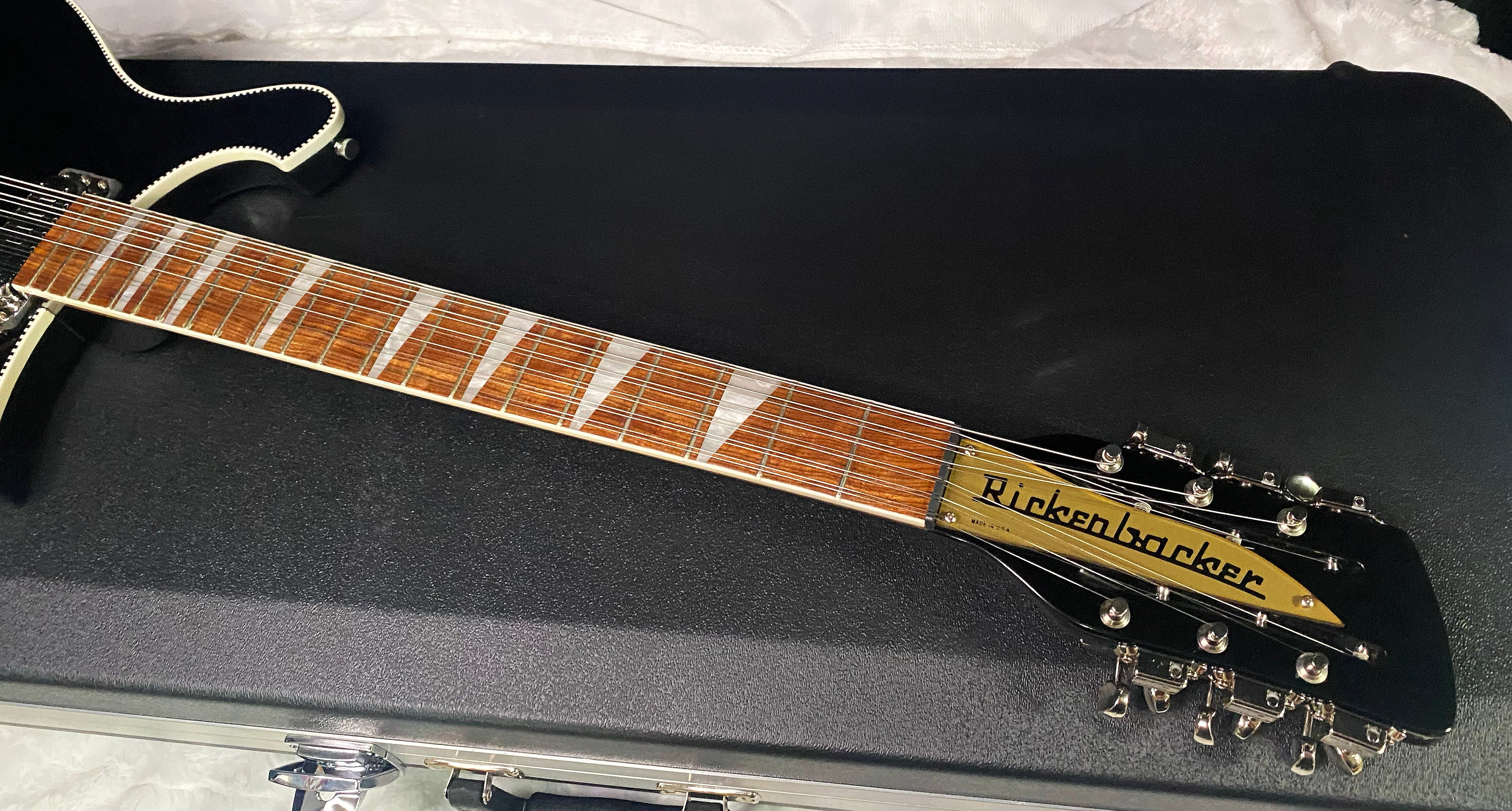NEW! Rickenbacker 660/12 Jet Glo JG - 7.55lbs - 12-String - Authorized Dealer - G07440