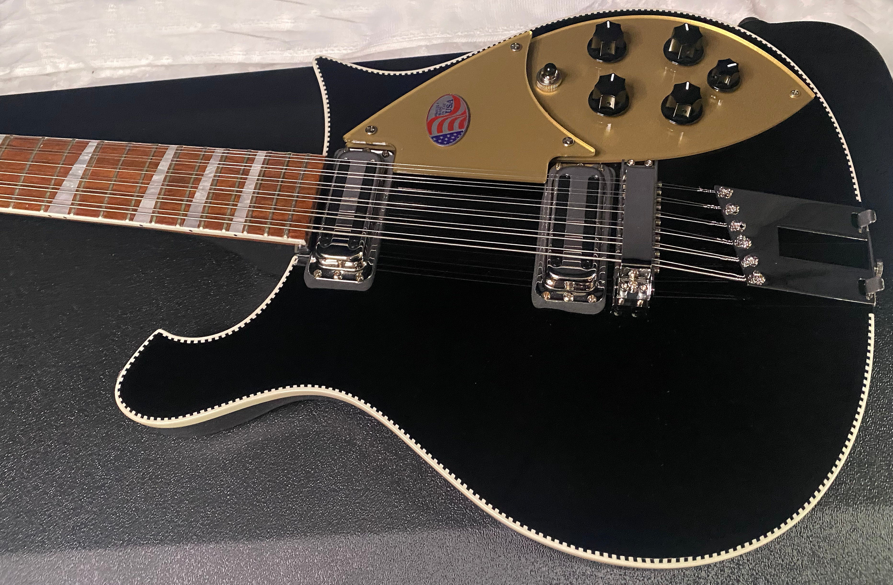 NEW! Rickenbacker 660/12 Jet Glo JG - 7.65lbs - 12-String - Authorized Dealer - G07444