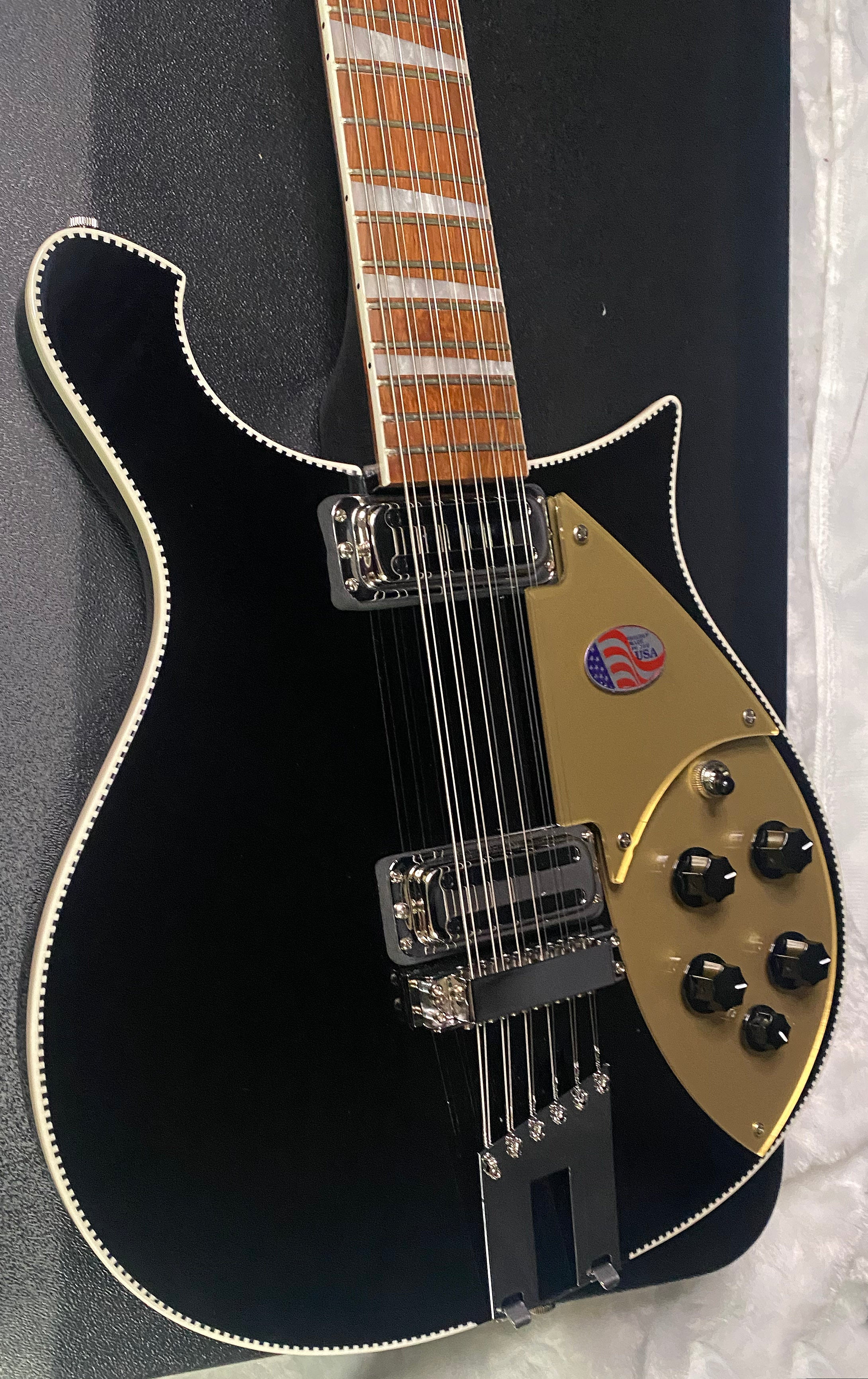 NEW! Rickenbacker 660/12 Jet Glo JG - 7.4lbs - 12-String - Authorized Dealer - G07445