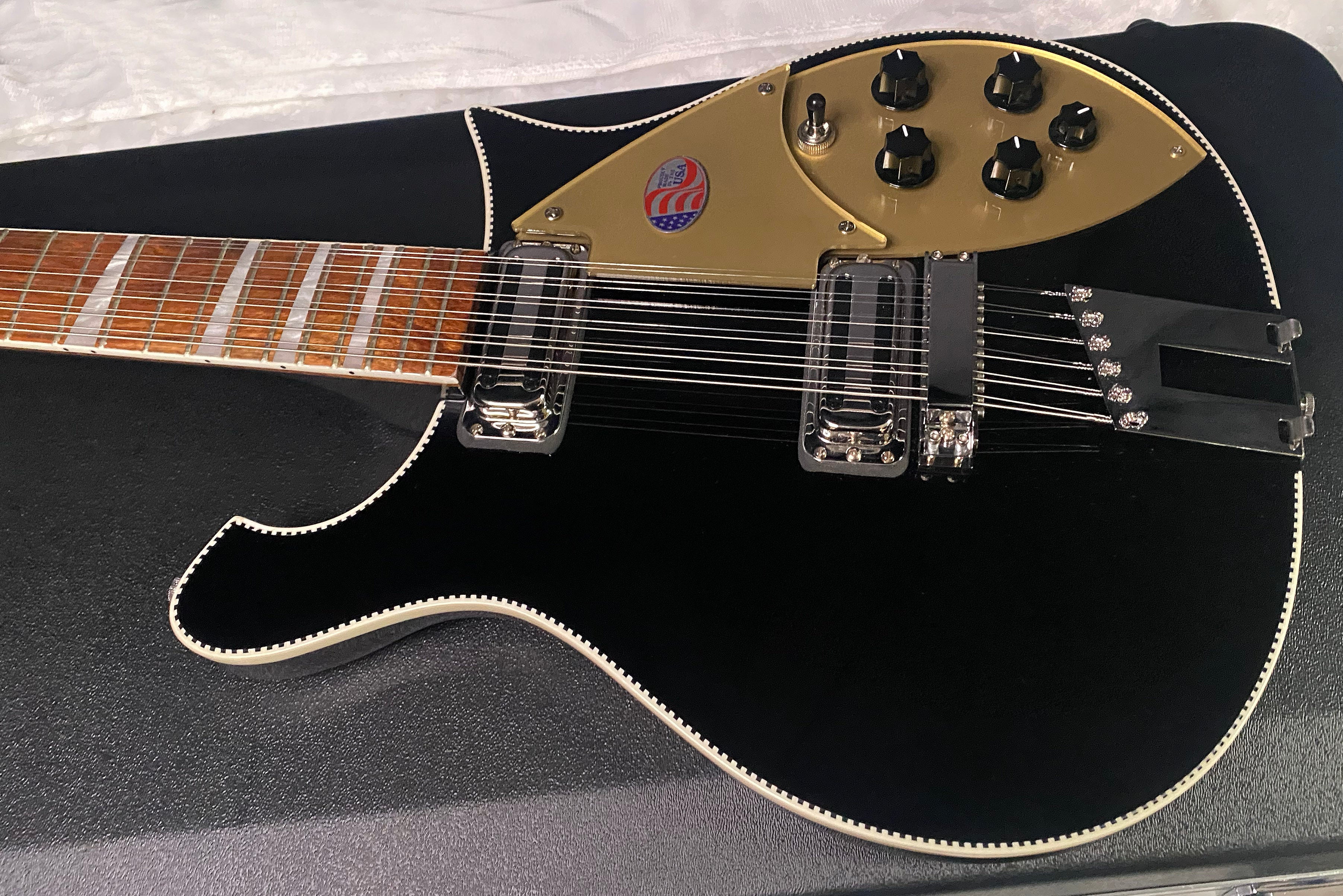 NEW! Rickenbacker 660/12 Jet Glo JG - 7.45lbs - 12-String - Authorized Dealer - G07439
