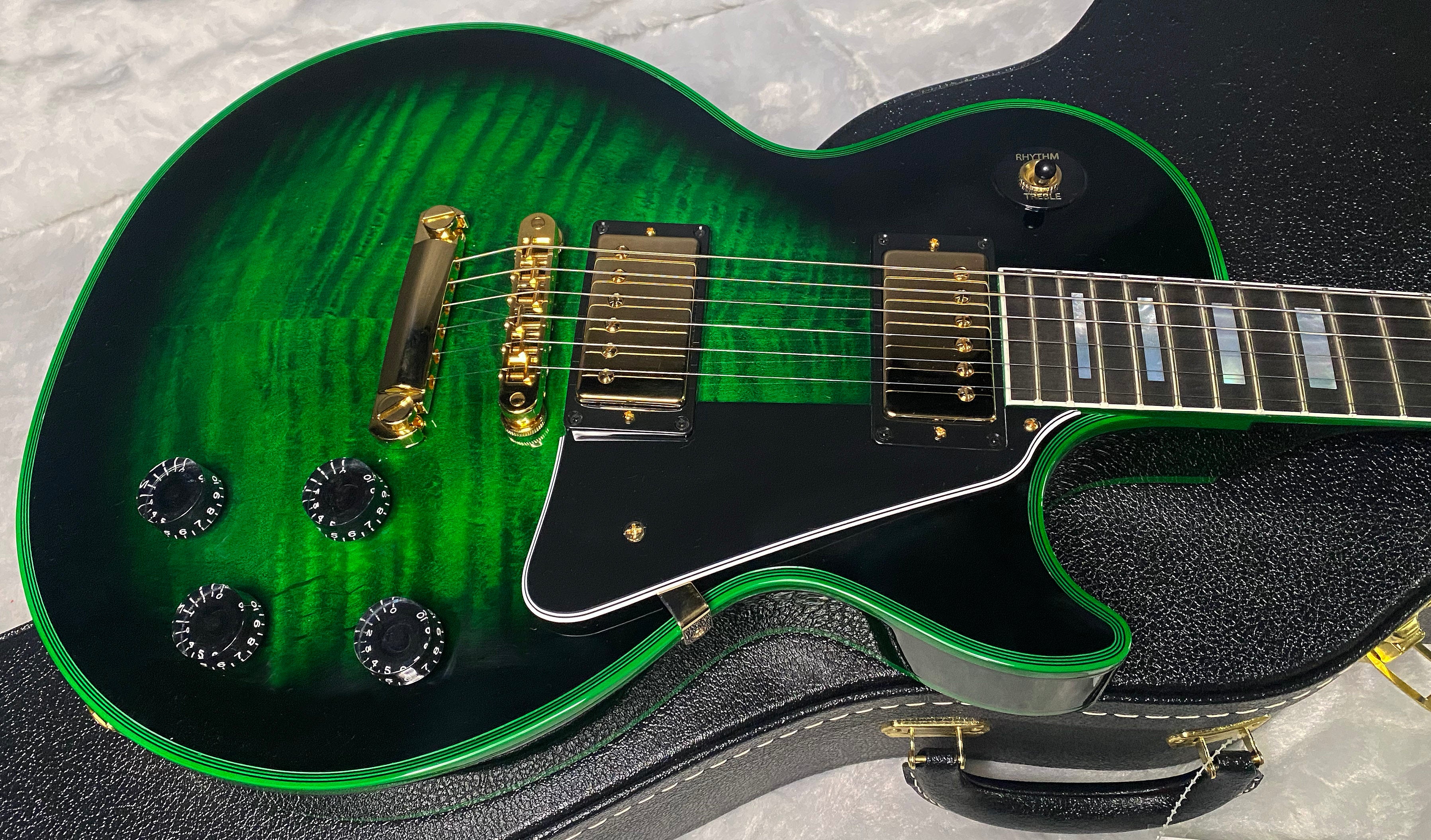 NEW! Gibson Dealer Select Custom Shop Les Paul Custom Green Widow AAA Figured Flame Top - Authorized Dealer - 9.7 lbs - G07456