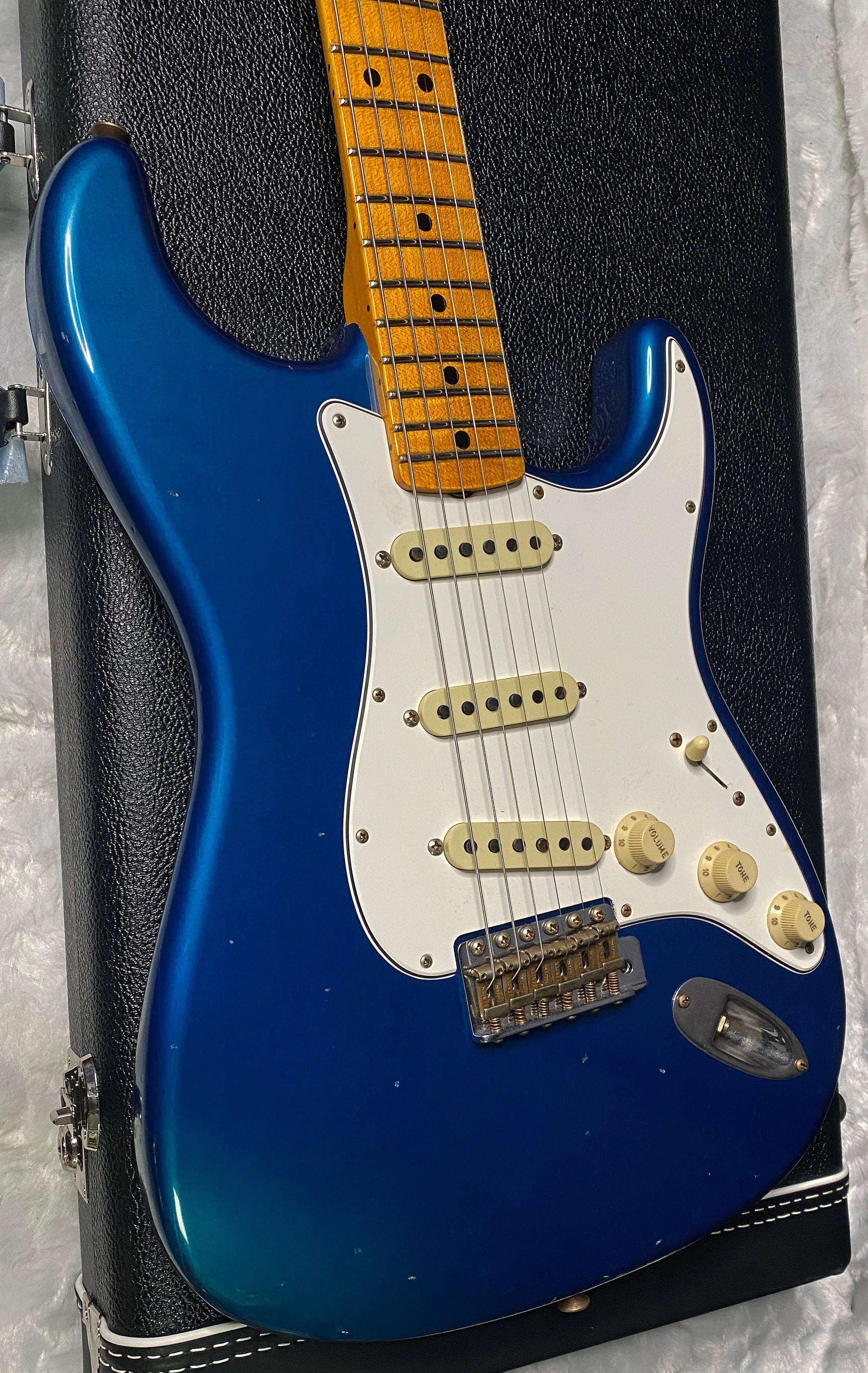 NEW! Fender Custom Shop Special Run '69 Stratocaster Journeyman Relic - Handwound P/U's - Aged Aquamarine Metallic - Reverse Headstock - 7.8lbs - Authorized Dealer - One OFF! SUPER RARE! G07462