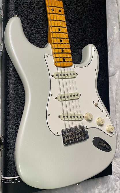 NEW! Fender Custom Shop Special Run '69 Stratocaster NOS Gloss Finish - Handwound P/U's - Frost White - Reverse Matching Headstock - 8.1 lbs - Authorized Dealer - RARE! G07463