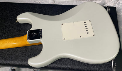 NEW! Fender Custom Shop Special Run '69 Stratocaster NOS Gloss Finish - Handwound P/U's - Frost White - Reverse Matching Headstock - 8.1 lbs - Authorized Dealer - RARE! G07463