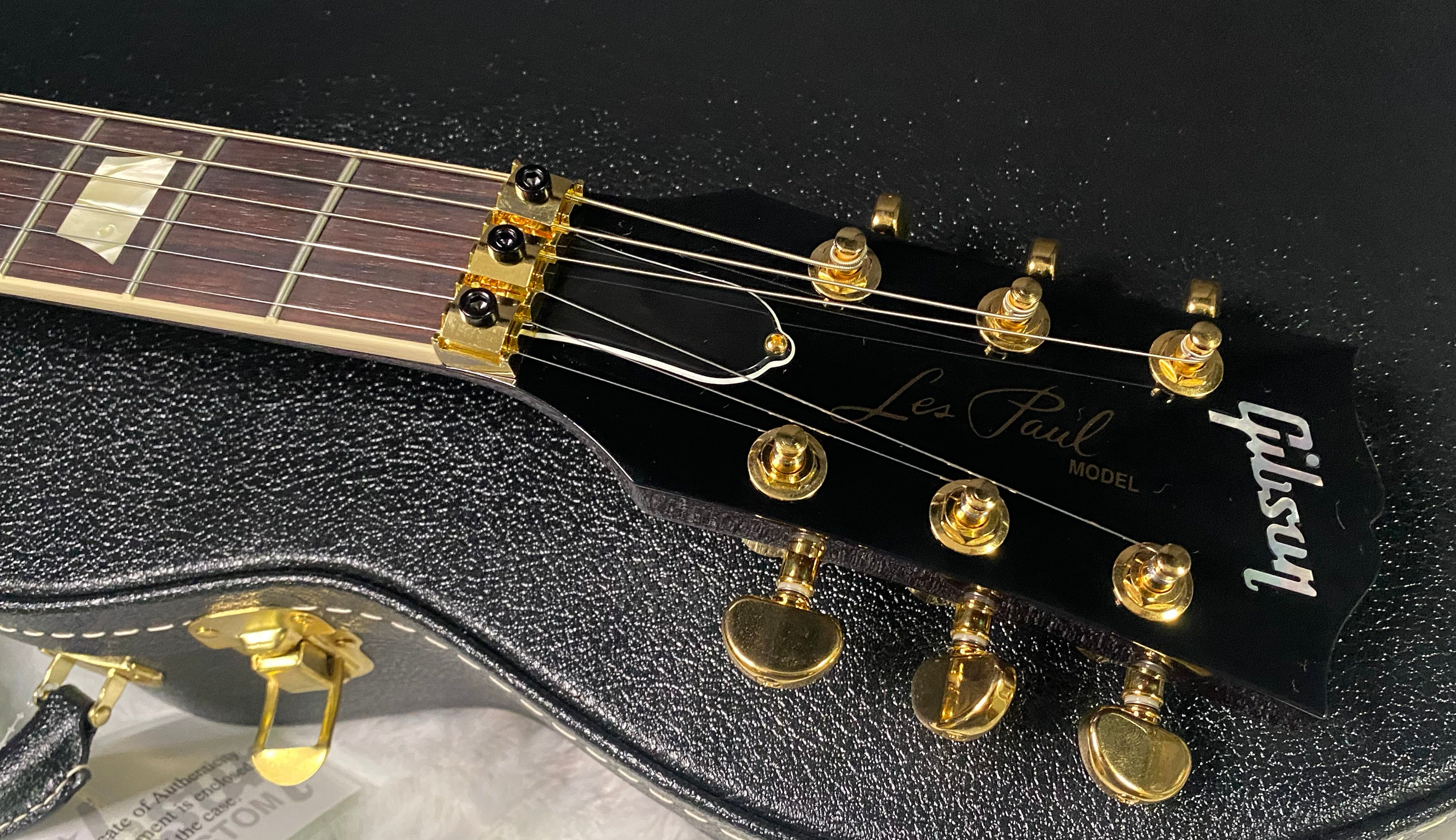 NEW! Gibson Custom Les Paul Axcess Standard Figured Top Floyd Rose Electric Guitar - Greatest Hits II - Authorized Dealer - Tri-Berry Burst - WOW! 8.5lbs - G07453