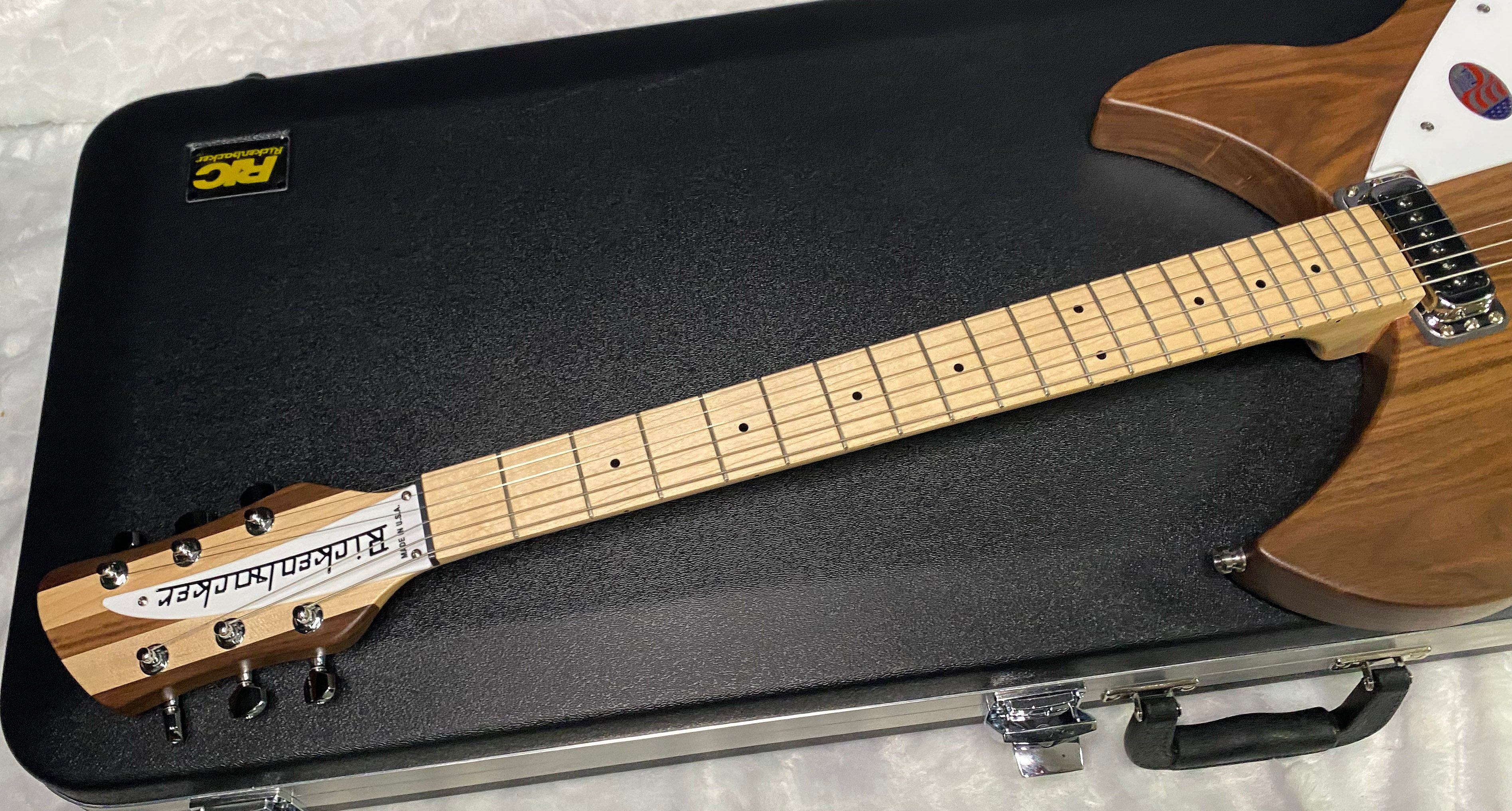NEW! Rickenbacker 330W Walnut - Semi Hollow Electric Guitar - Authorized Dealer - 7lbs - G07465