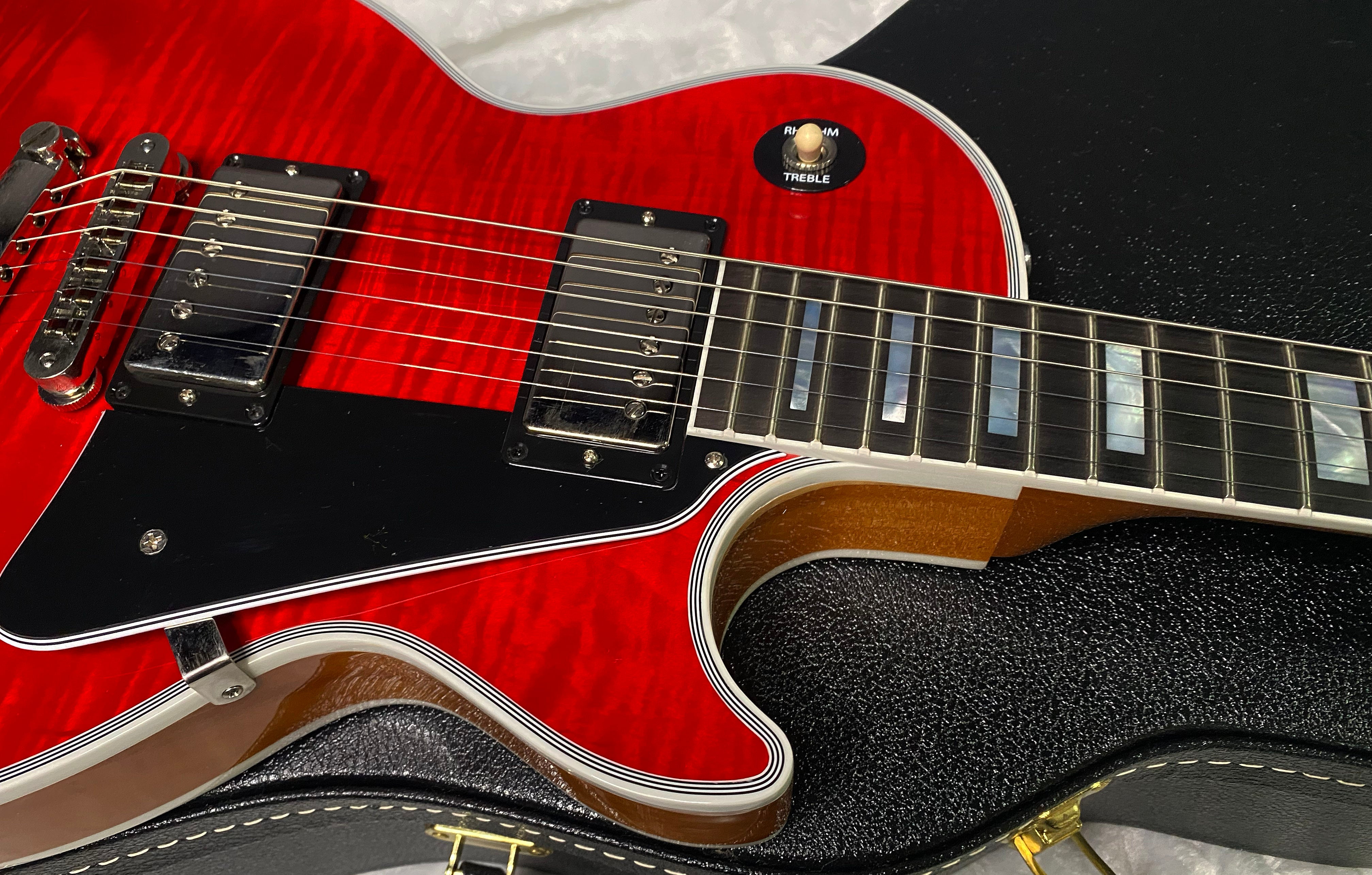 NEW! Gibson Dealer Select Custom Shop Les Paul Custom AAA Figured Flame Top - Transparent Red / Natural Back - Authorized Dealer - WOW! 9.5 lbs - G07455