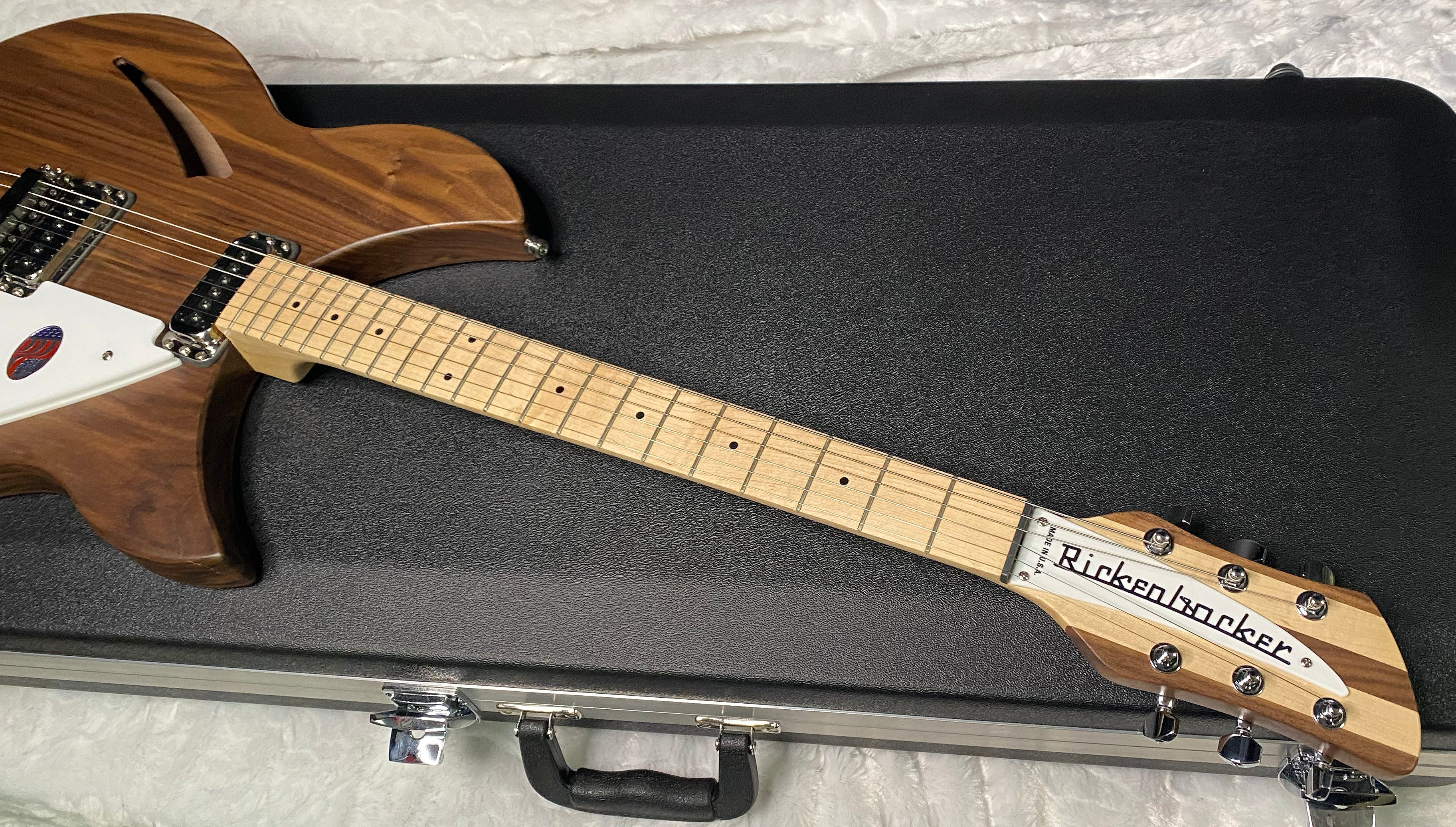 NEW! Rickenbacker 330W Walnut - Semi Hollow Electric Guitar - Authorized Dealer - 7.1 lbs - G07464