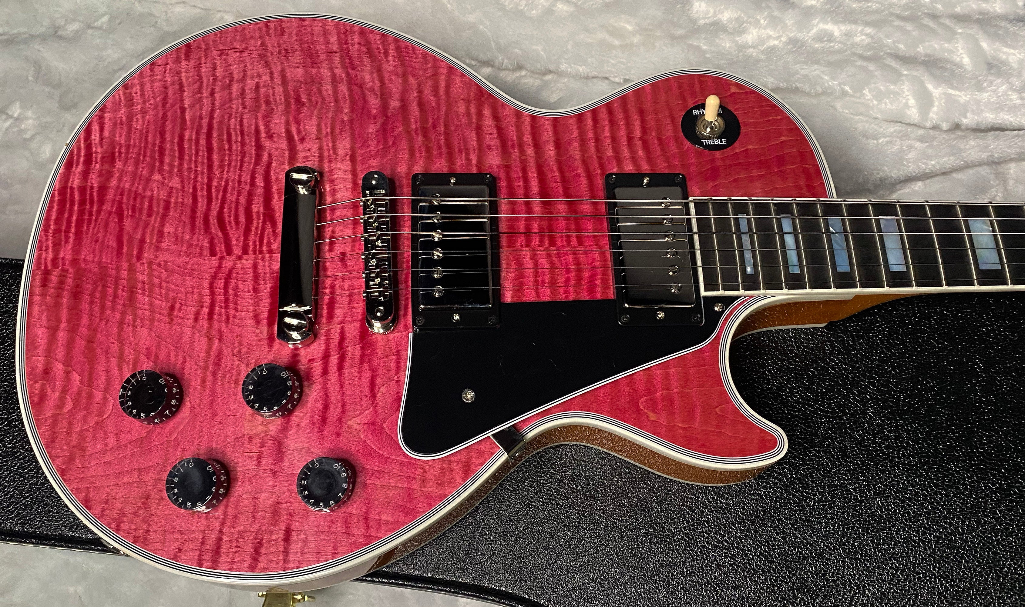 NEW! Gibson Dealer Select Custom Shop Les Paul Custom AAA Super Curly Figured Top - Transparent Pink - Authorized Dealer - WOW! 8.8 lbs - G07451