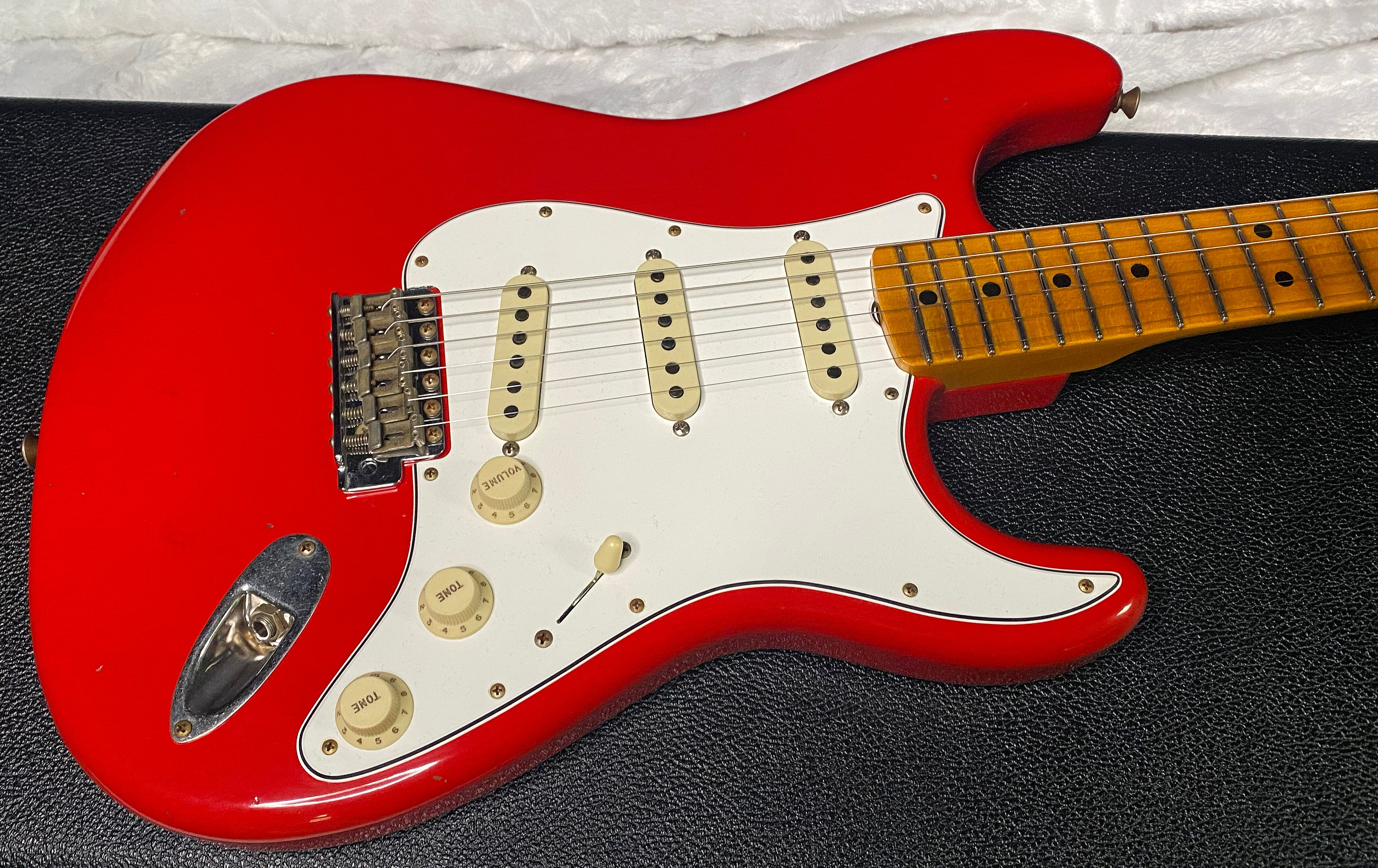 NEW! Fender Custom Shop Special Run '69 Stratocaster Journeyman Relic - Handwound P/U's - Aged Hot Rod Red - Reverse Headstock - 7.8lbs - Authorized Dealer - SUPER RARE! G07469