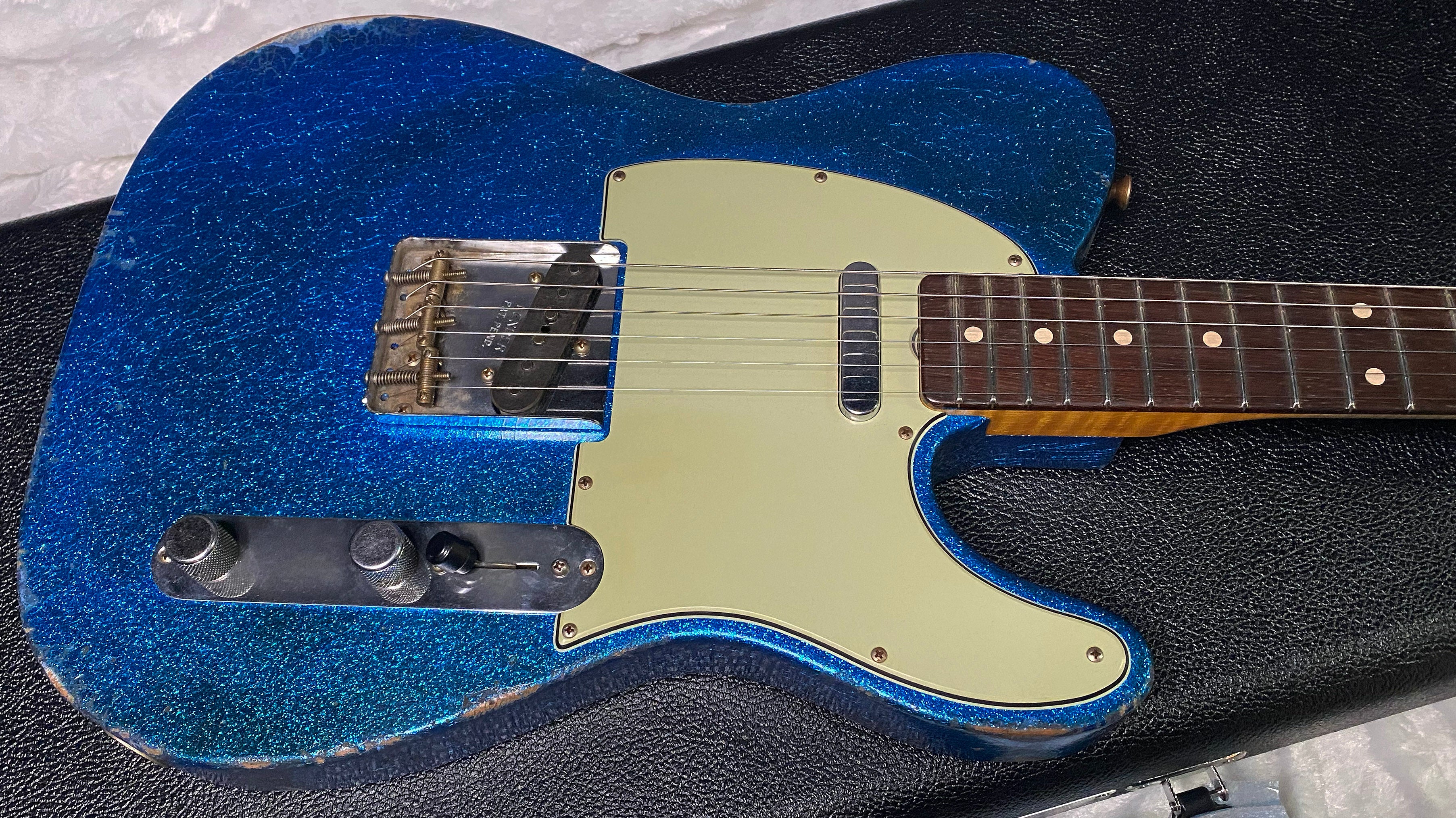 NEW ! Fender '60 Telecaster - Masterbuilt Yuri Shiskov - Brazilian Fretboard - Blue Sparkle - 7.5lbs - Authorized Dealer - G07470