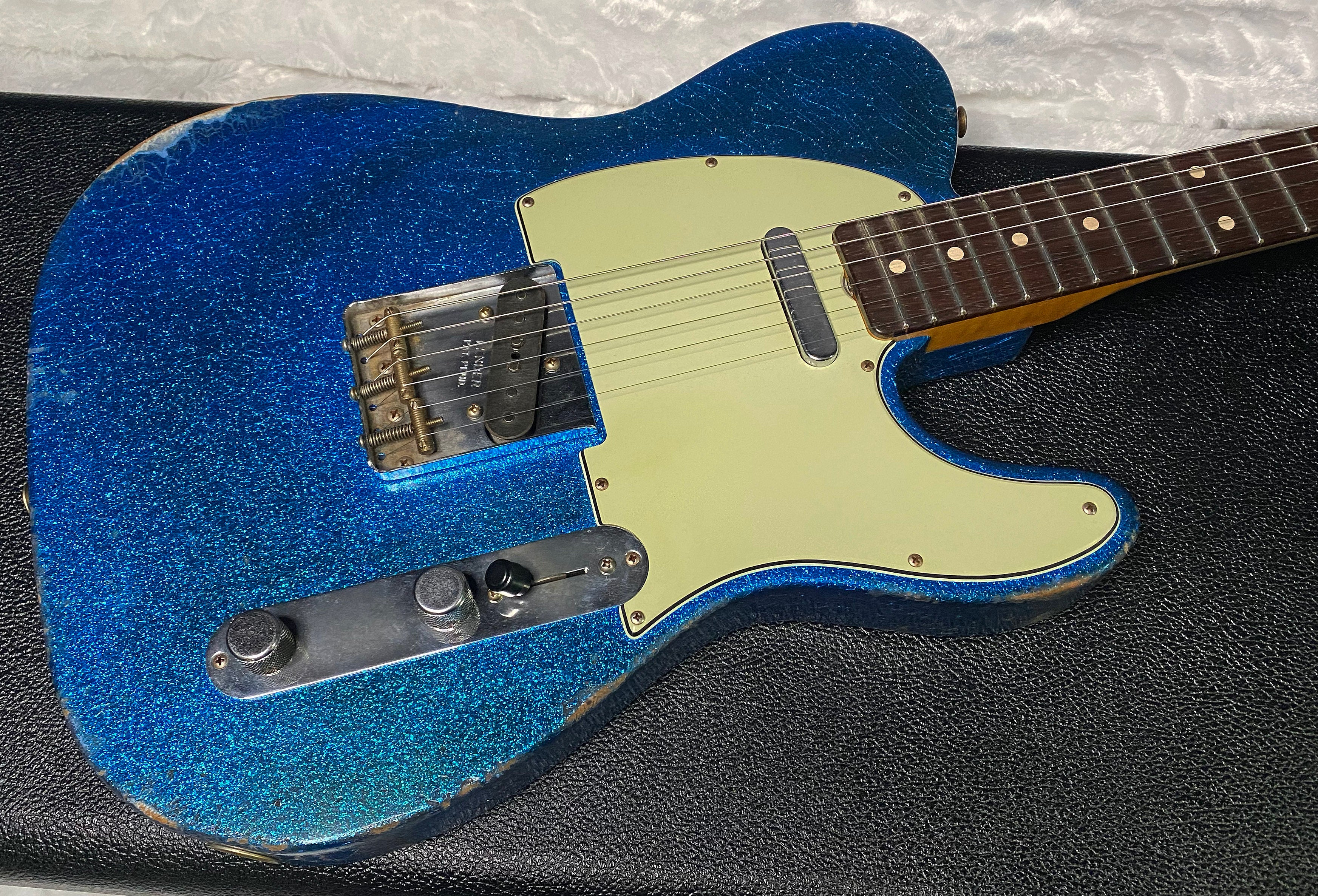 NEW ! Fender '60 Telecaster - Masterbuilt Yuri Shiskov - Brazilian Fretboard - Blue Sparkle - 7.5lbs - Authorized Dealer - G07470
