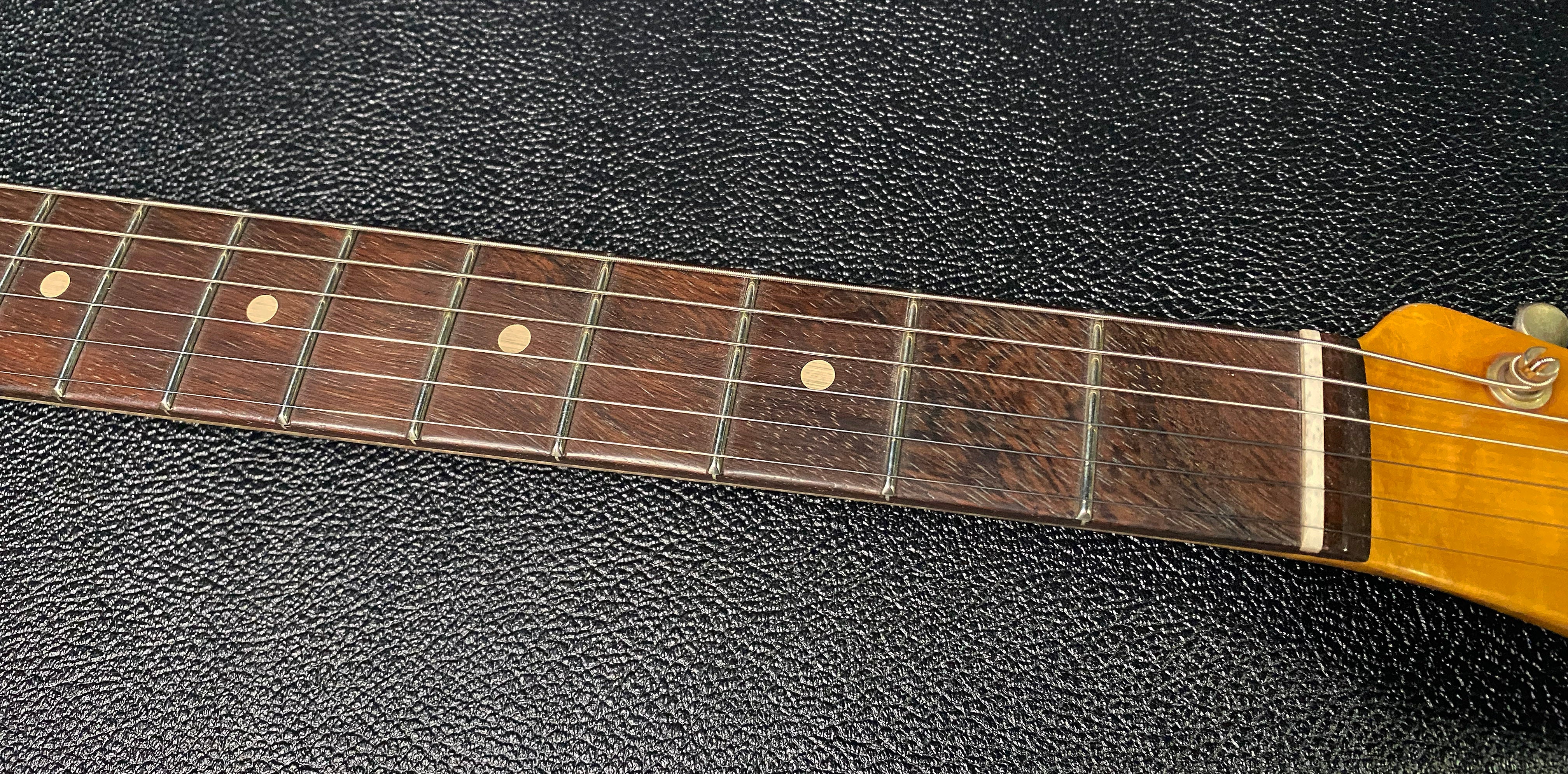 NEW ! Fender '60 Telecaster - Masterbuilt Yuri Shiskov - Brazilian Fretboard - Blue Sparkle - 7.5lbs - Authorized Dealer - G07470